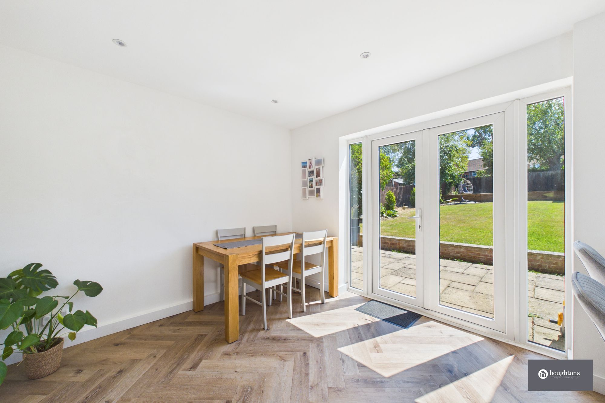 3 bed semi-detached house for sale in Western Avenue, Buckingham, MK18  - Property Image 8