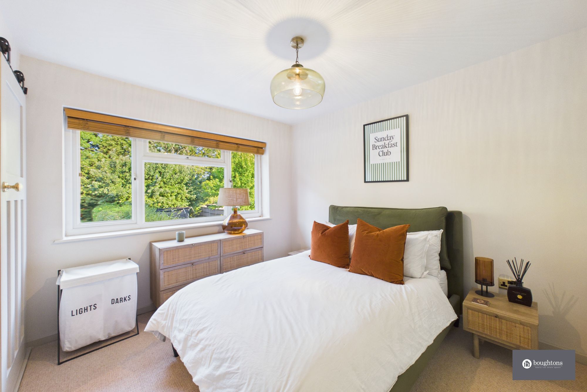 3 bed semi-detached house for sale in Highlands Road, Buckingham, MK18  - Property Image 17