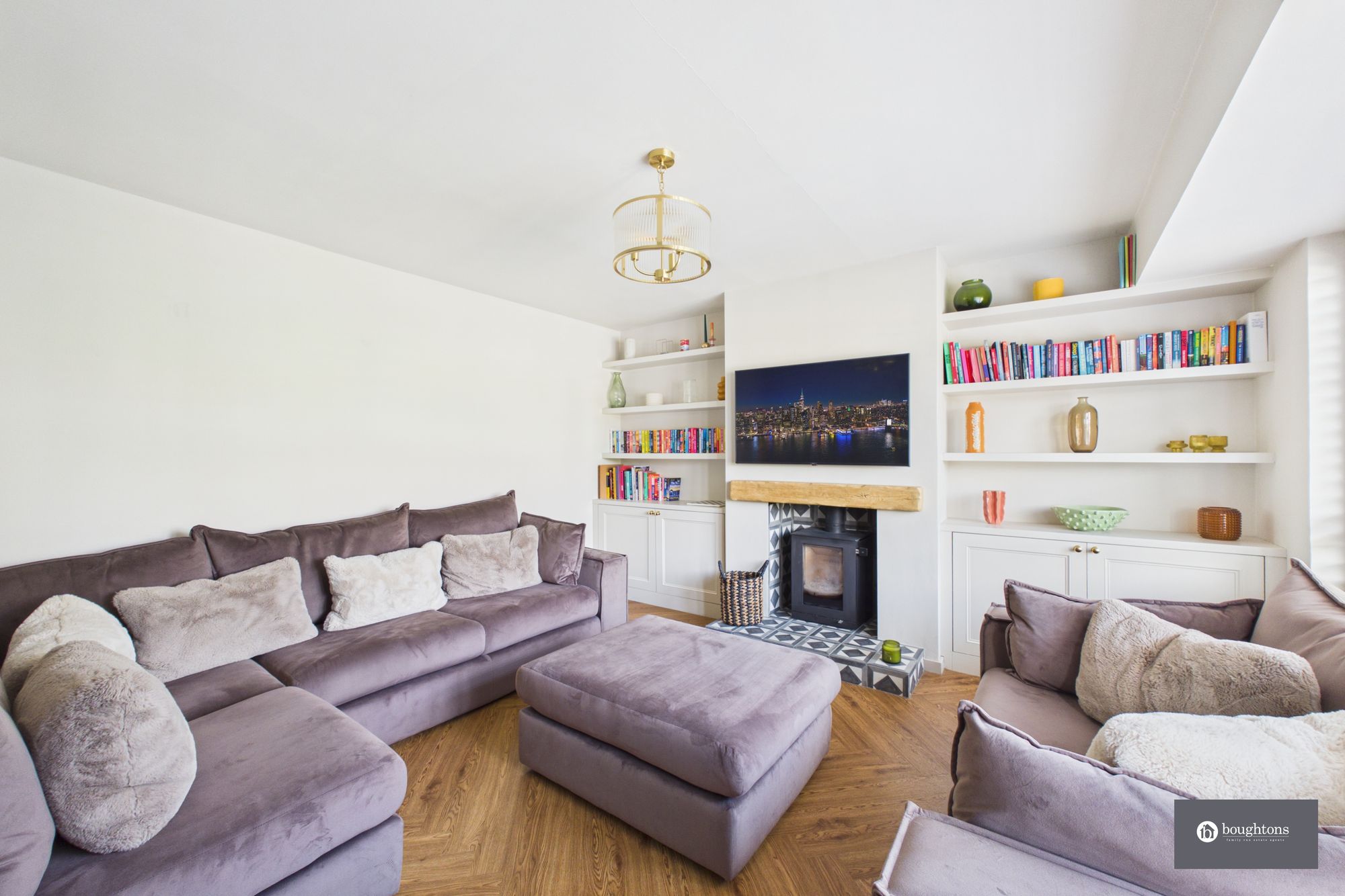 3 bed semi-detached house for sale in Highlands Road, Buckingham, MK18  - Property Image 10