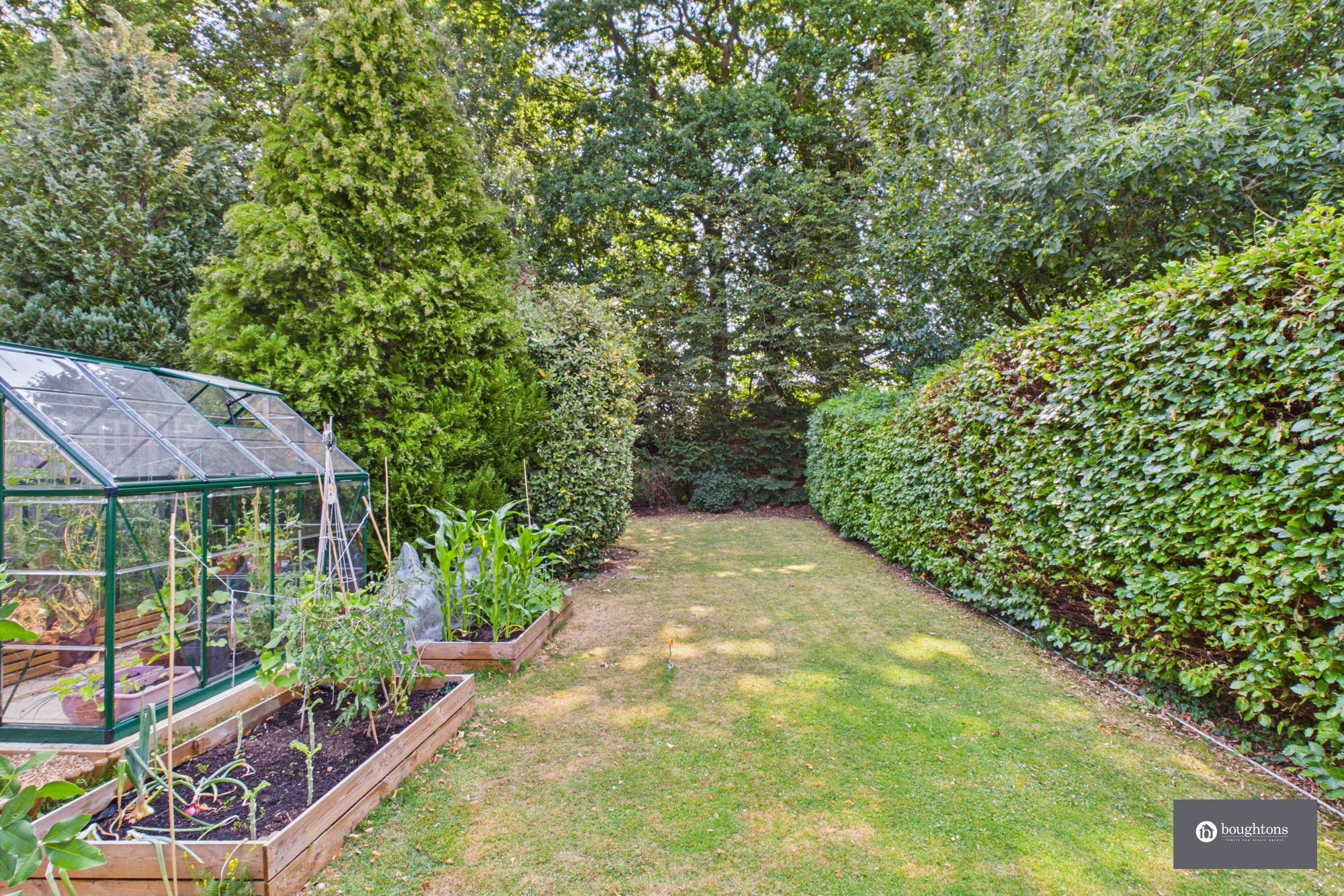 3 bed semi-detached house for sale in Highlands Road, Buckingham, MK18  - Property Image 25