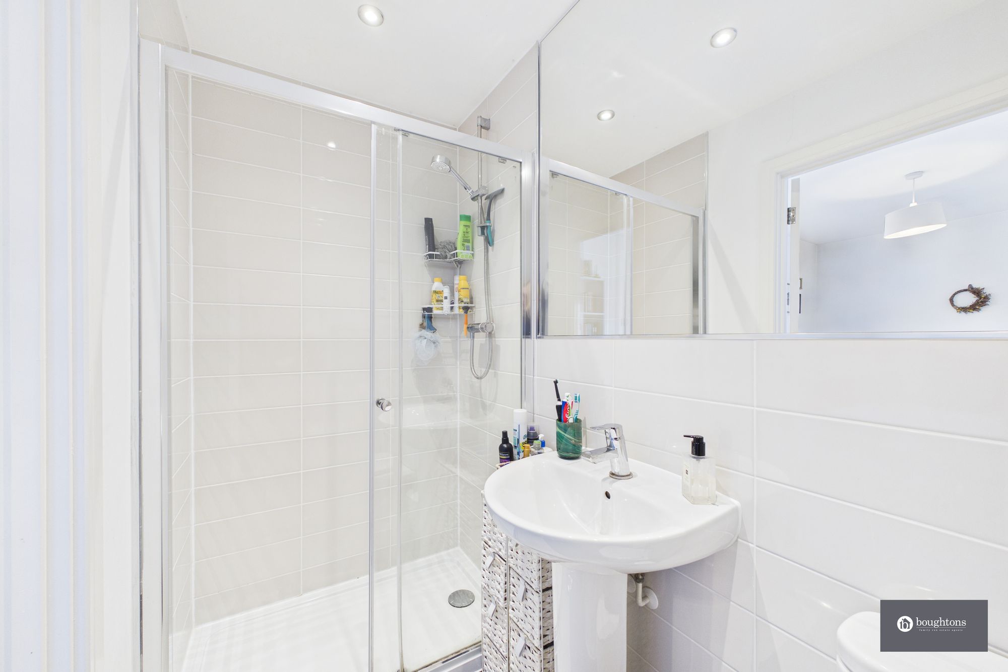 3 bed terraced house for sale in Foxhills Way, Brackley, NN13  - Property Image 16