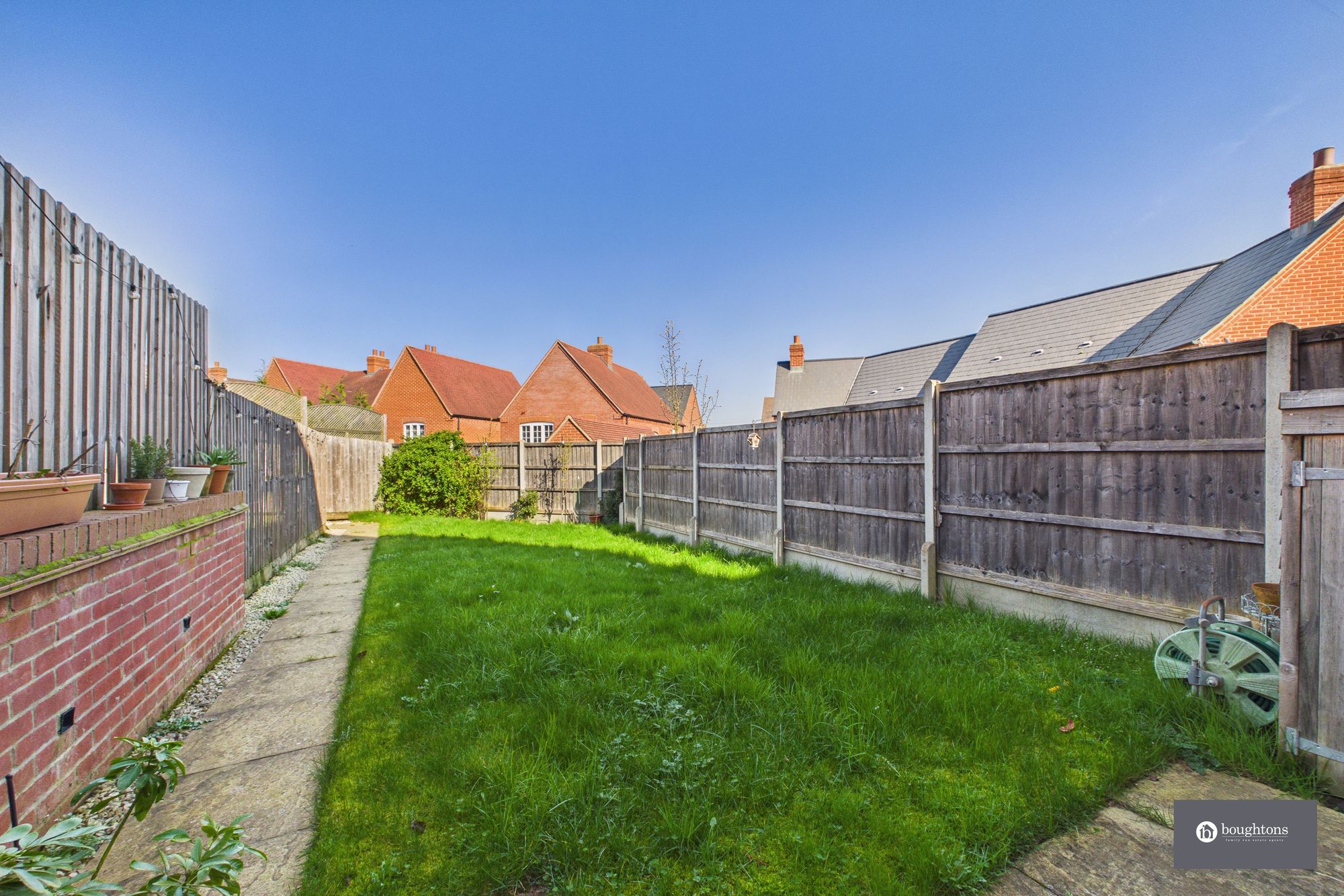 3 bed terraced house for sale in Foxhills Way, Brackley, NN13  - Property Image 23