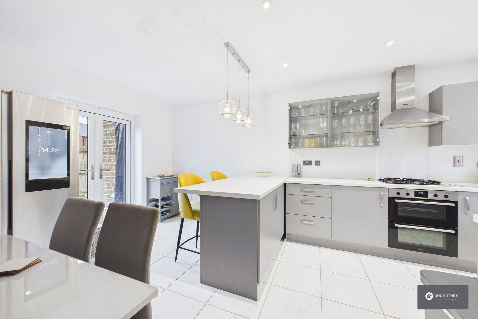 3 bed semi-detached house for sale in Field View, Brackley, NN13  - Property Image 10