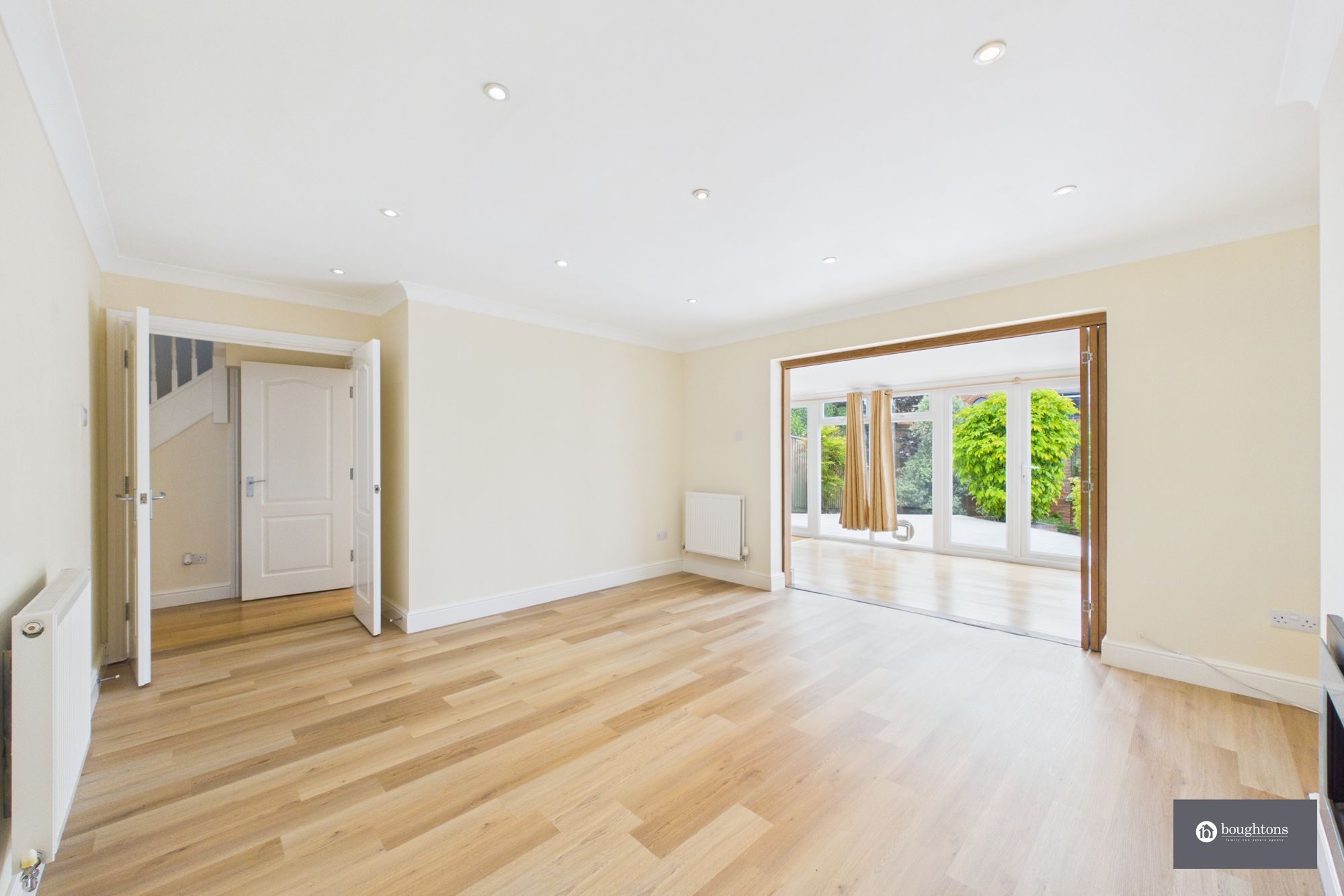 4 bed town house for sale in Waine Close, Buckingham, MK18  - Property Image 7