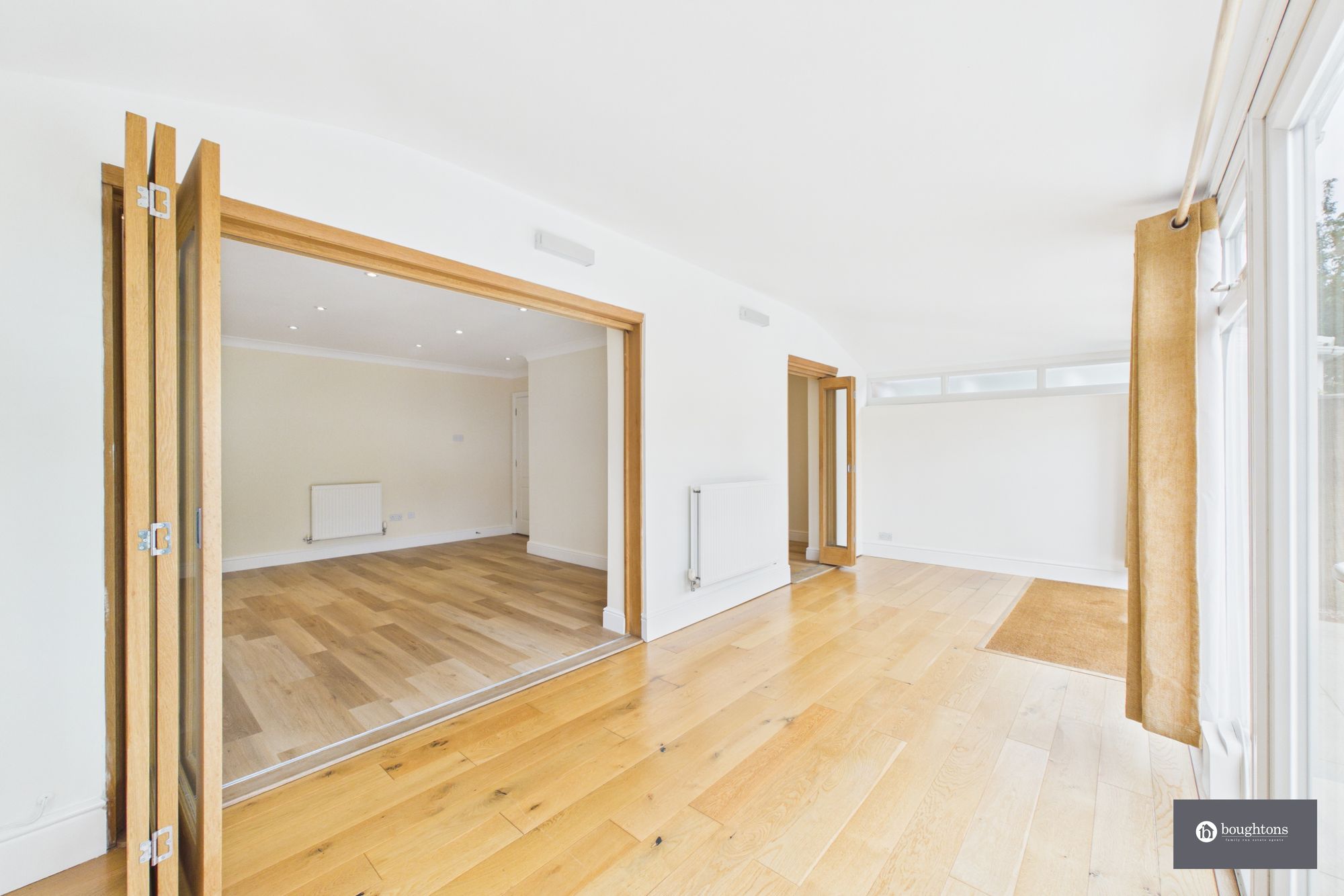 4 bed town house for sale in Waine Close, Buckingham, MK18  - Property Image 9