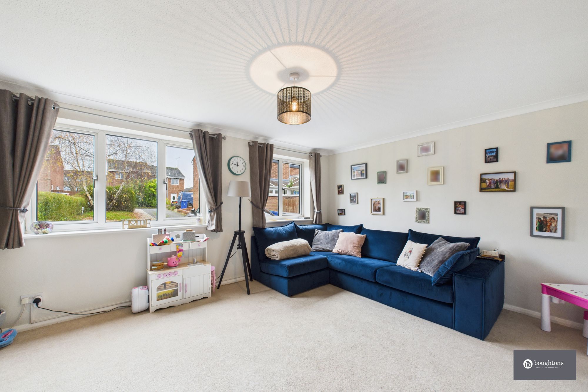 3 bed semi-detached house for sale in Lancaster Drive, Brackley, NN13  - Property Image 4