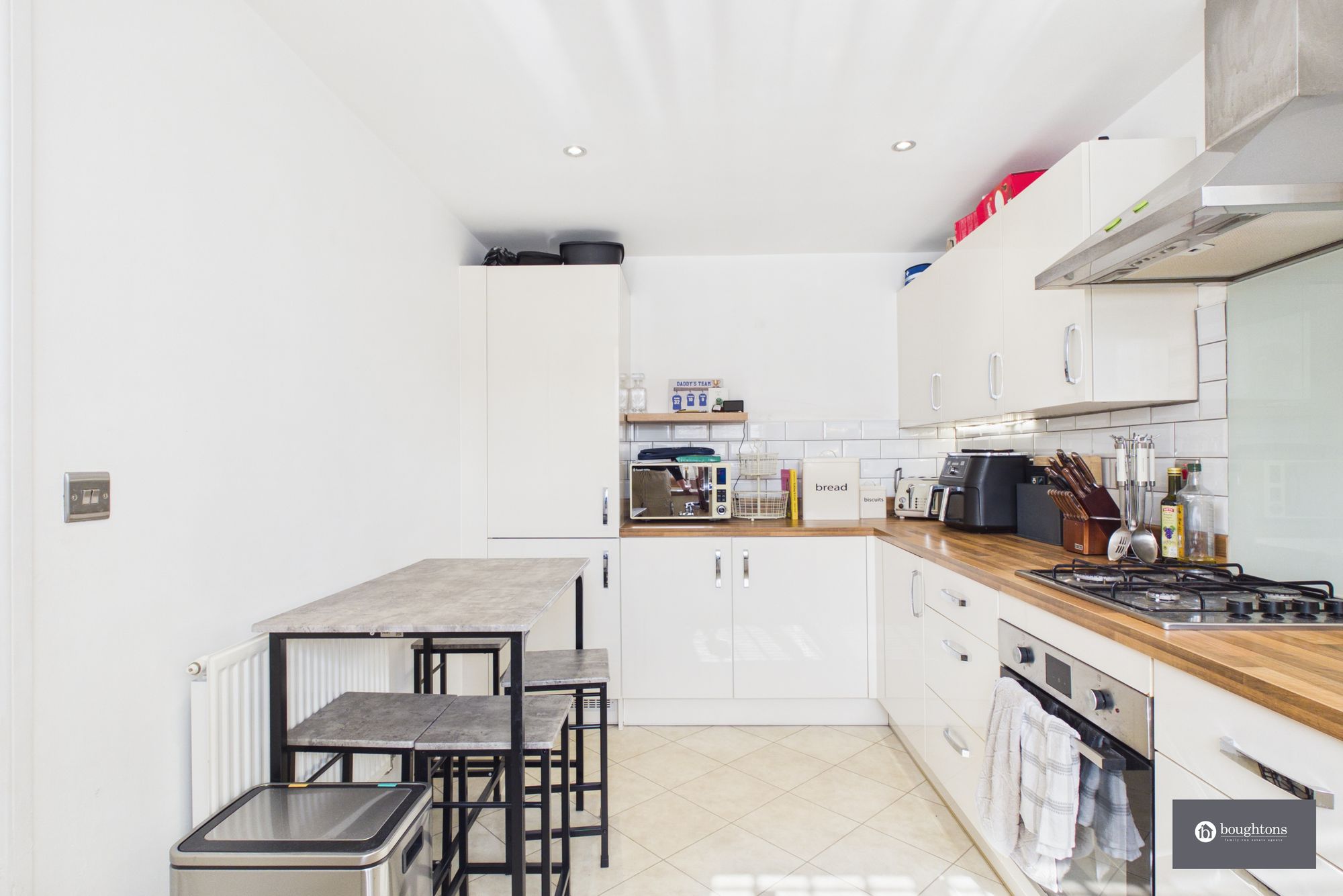 4 bed terraced town house for sale in Needlepin Way, Buckingham, MK18  - Property Image 8