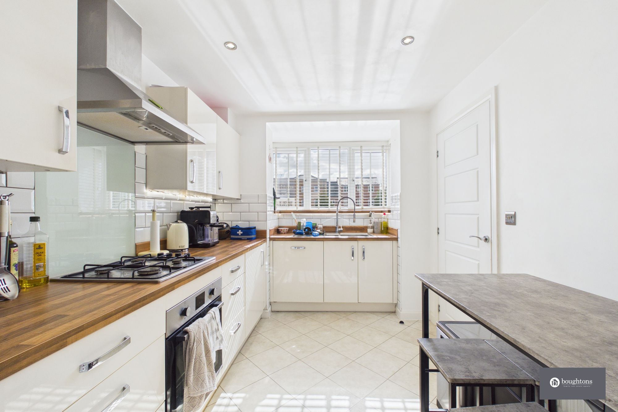 4 bed terraced town house for sale in Needlepin Way, Buckingham, MK18  - Property Image 9
