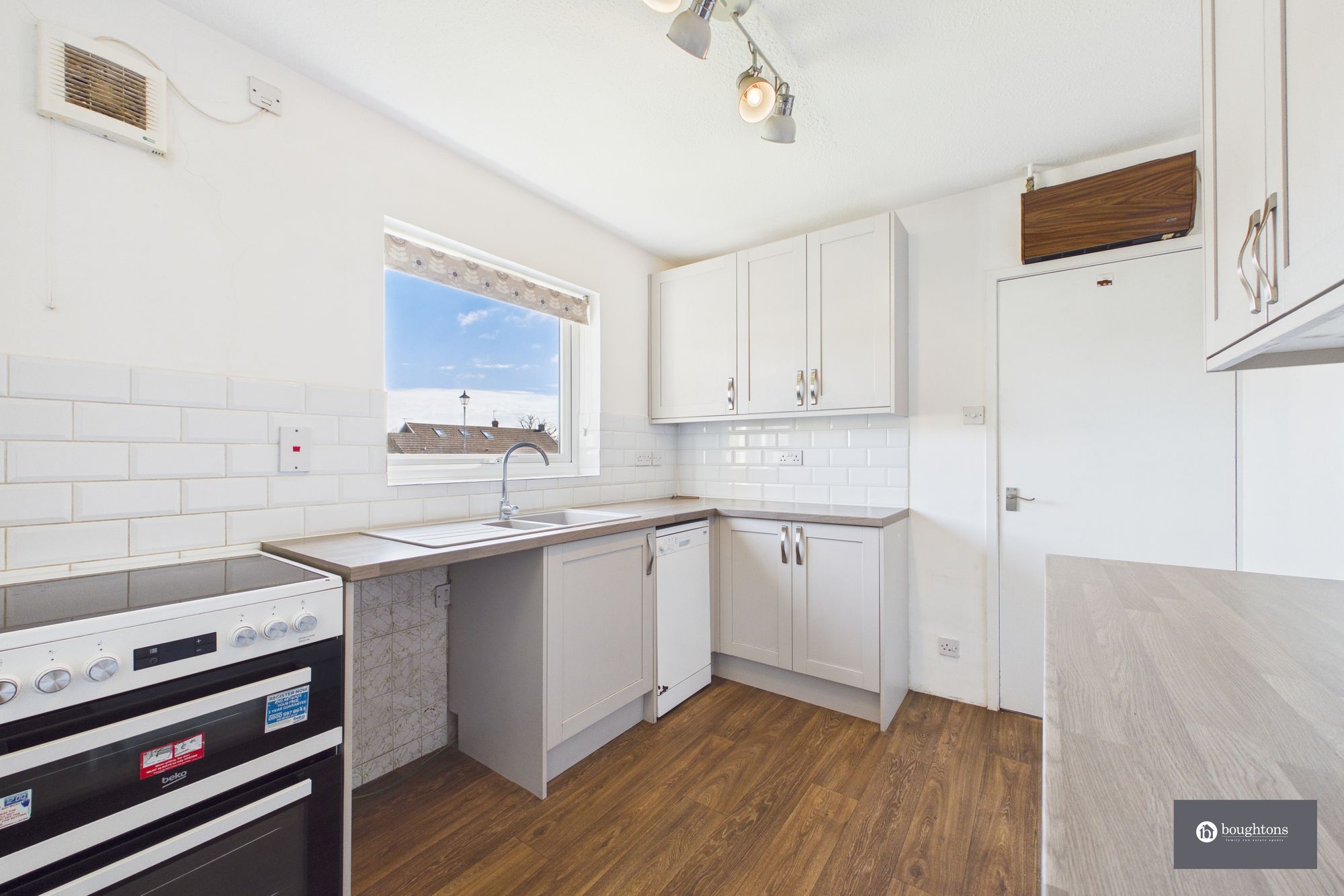 3 bed detached bungalow for sale in Rudgeway, Evenley, NN13  - Property Image 12