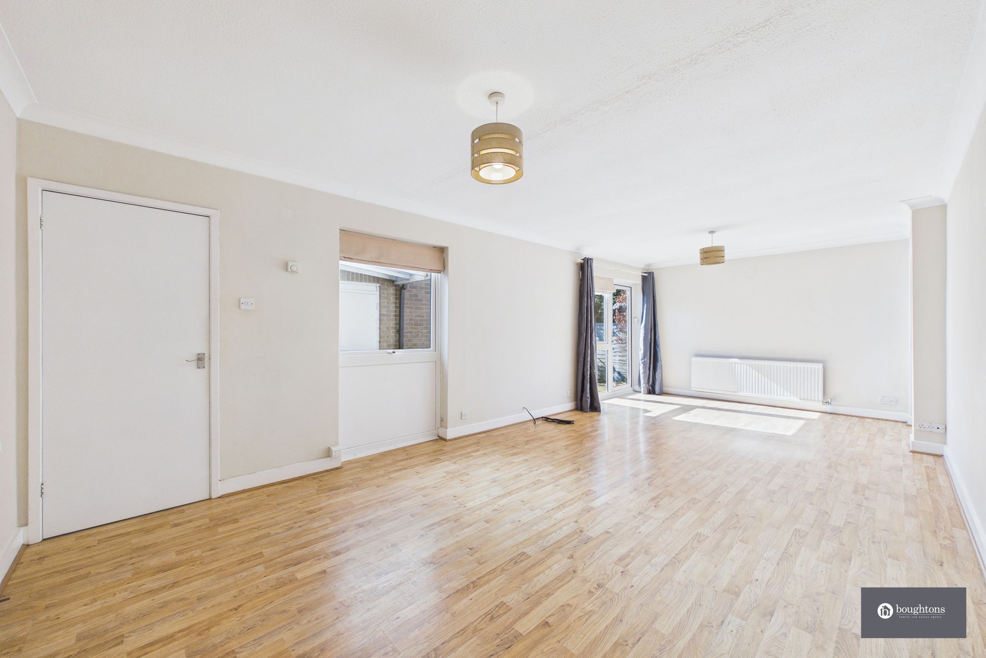 3 bed detached bungalow for sale in Rudgeway, Evenley, NN13  - Property Image 3