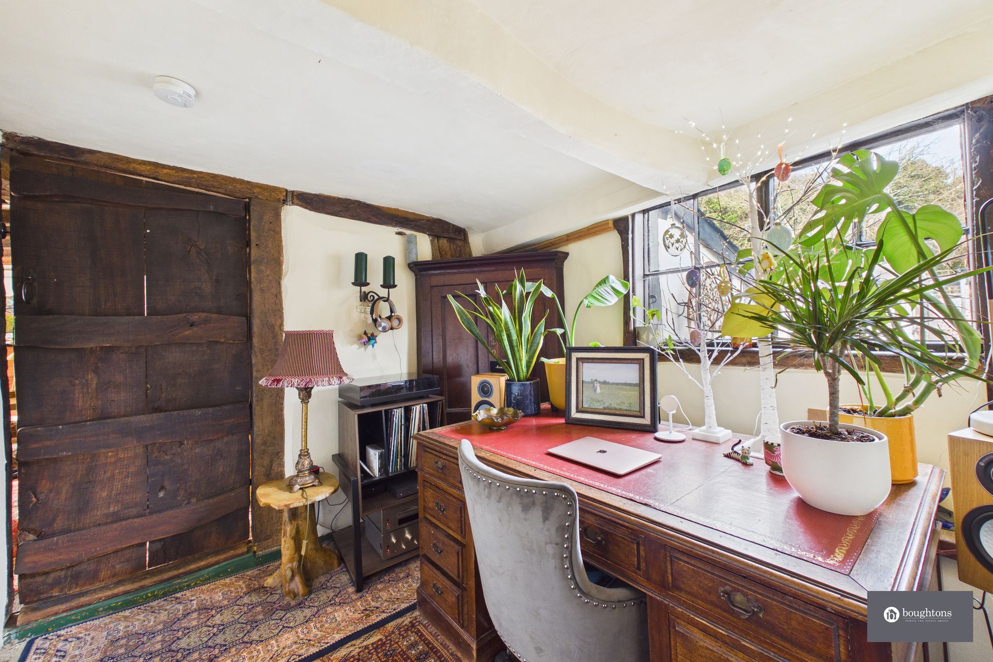 2 bed semi-detached house for sale in Mitre Street, Buckingham, MK18  - Property Image 6