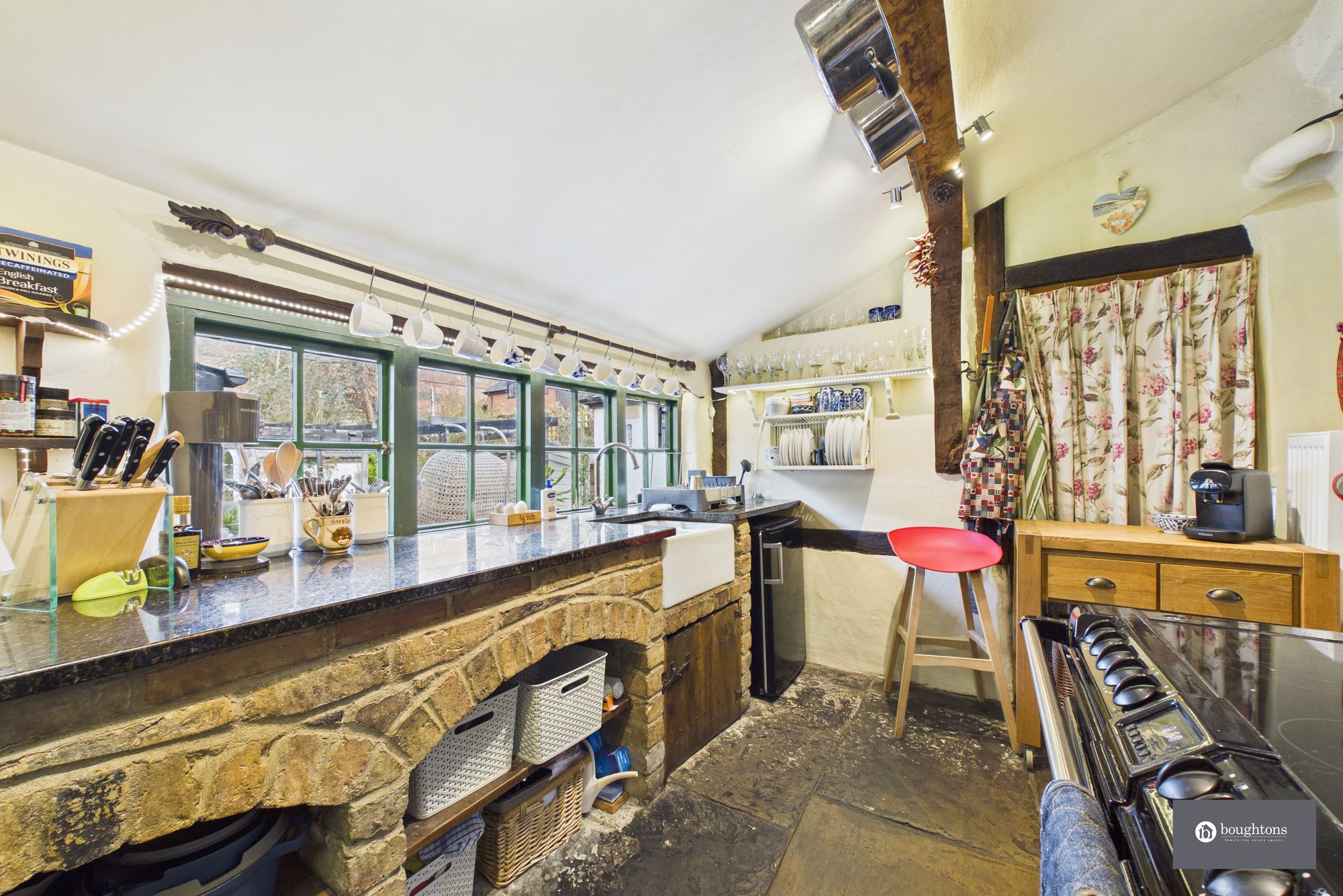 2 bed semi-detached house for sale in Mitre Street, Buckingham, MK18  - Property Image 11