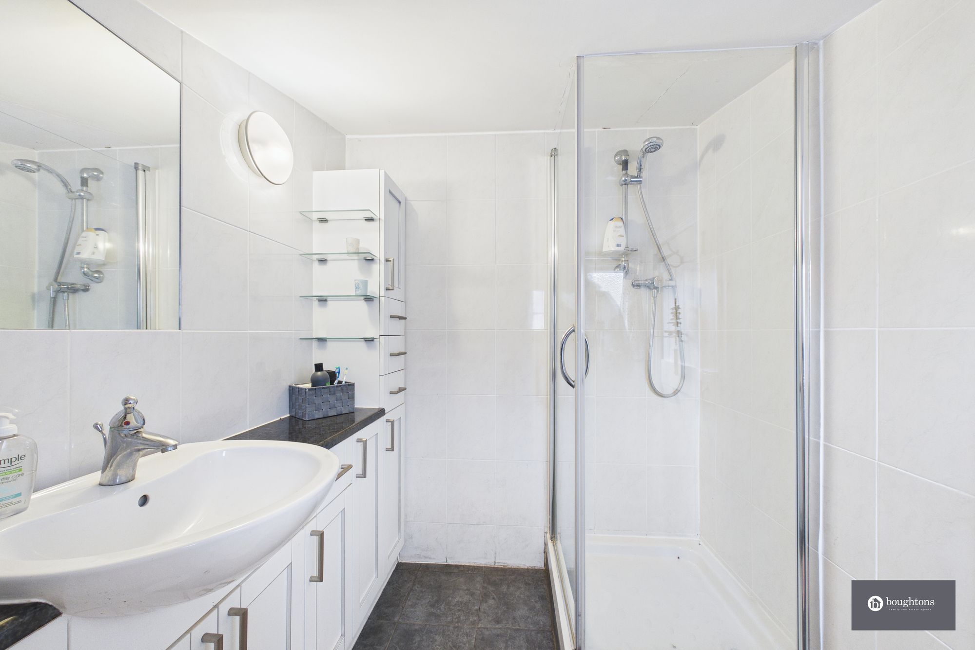 2 bed semi-detached house for sale in Mitre Street, Buckingham, MK18  - Property Image 25