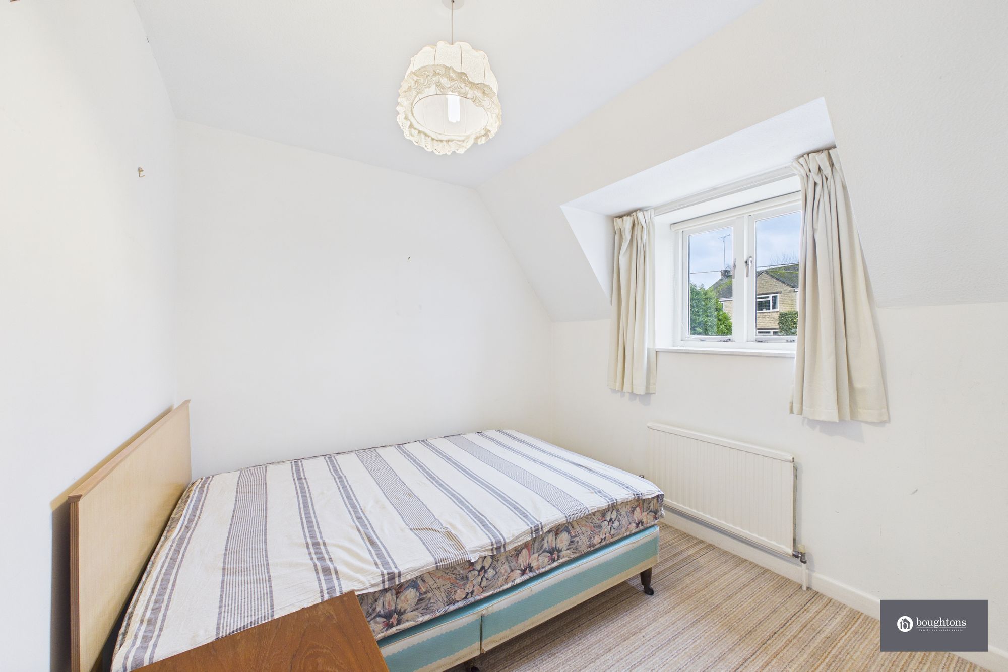 3 bed semi-detached house for sale in Church Street, Helmdon, NN13  - Property Image 15