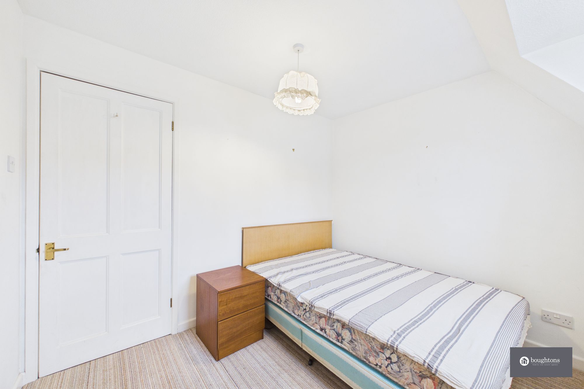 3 bed semi-detached house for sale in Church Street, Helmdon, NN13  - Property Image 14