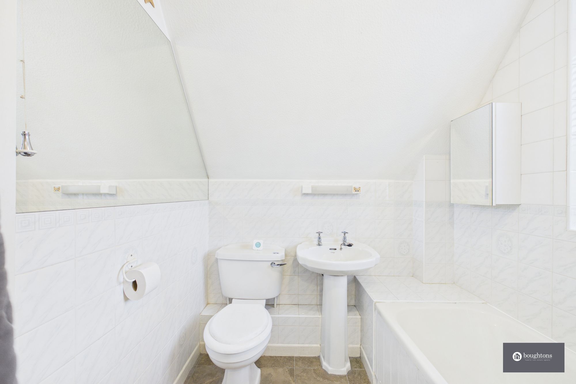 3 bed semi-detached house for sale in Church Street, Helmdon, NN13  - Property Image 20