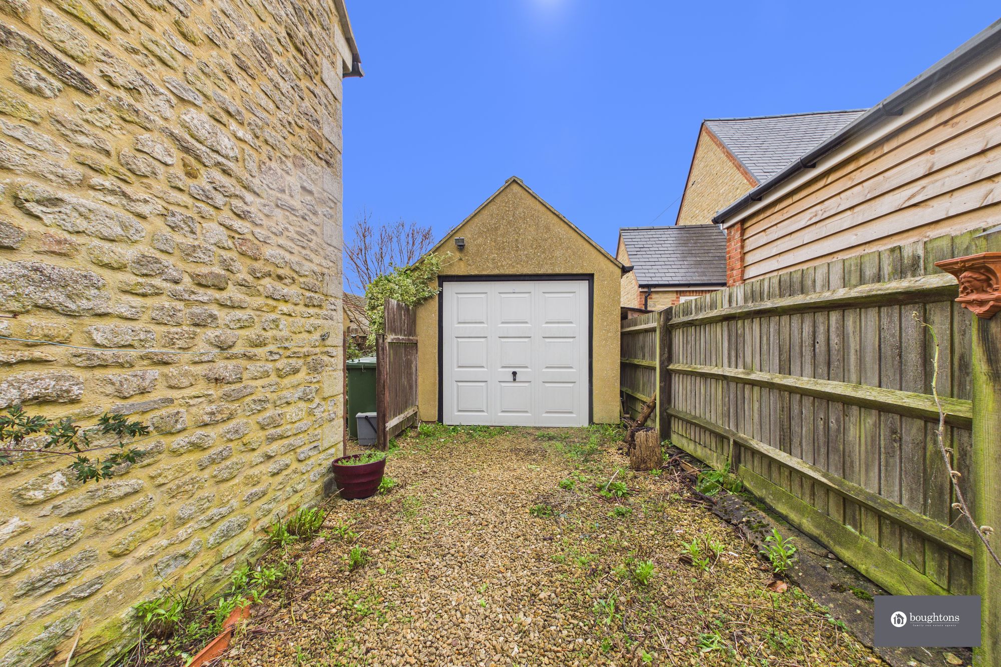 3 bed semi-detached house for sale in Church Street, Helmdon, NN13  - Property Image 24