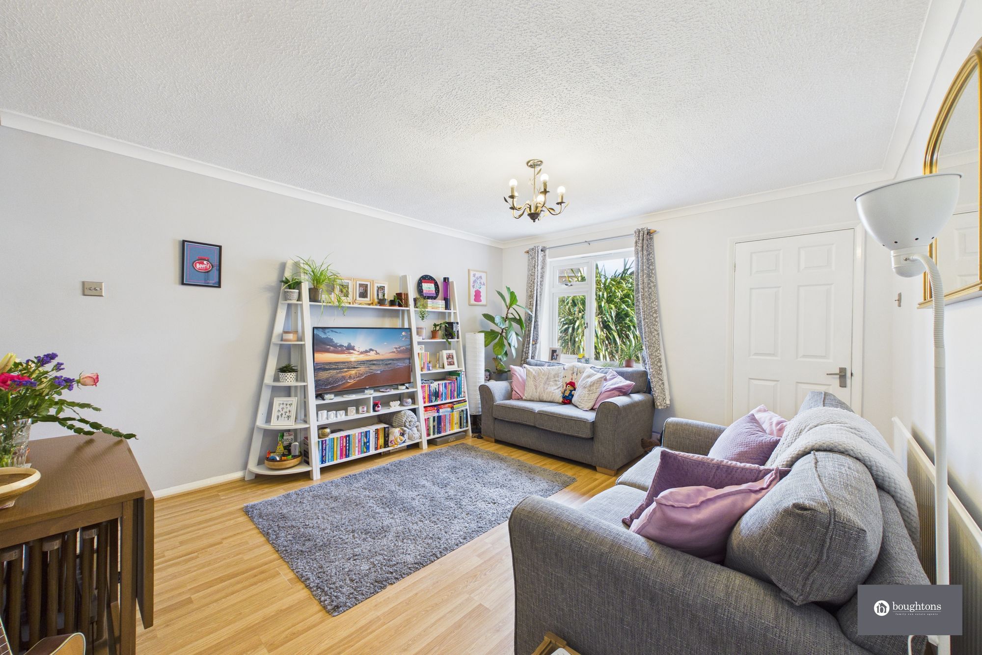 2 bed semi-detached house for sale in Bartlett Court, Brackley, NN13  - Property Image 3