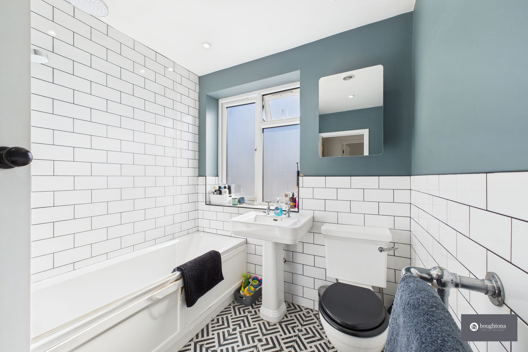 3 bed semi-detached house for sale in Ardley Road, Fewcott, OX27  - Property Image 18