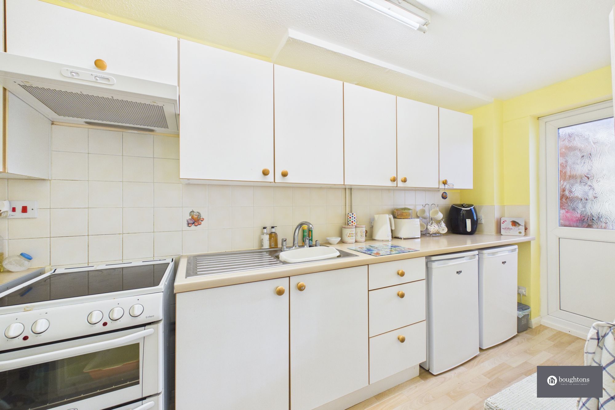 1 bed semi-detached house for sale in Meadow Gardens, Buckingham, MK18  - Property Image 7
