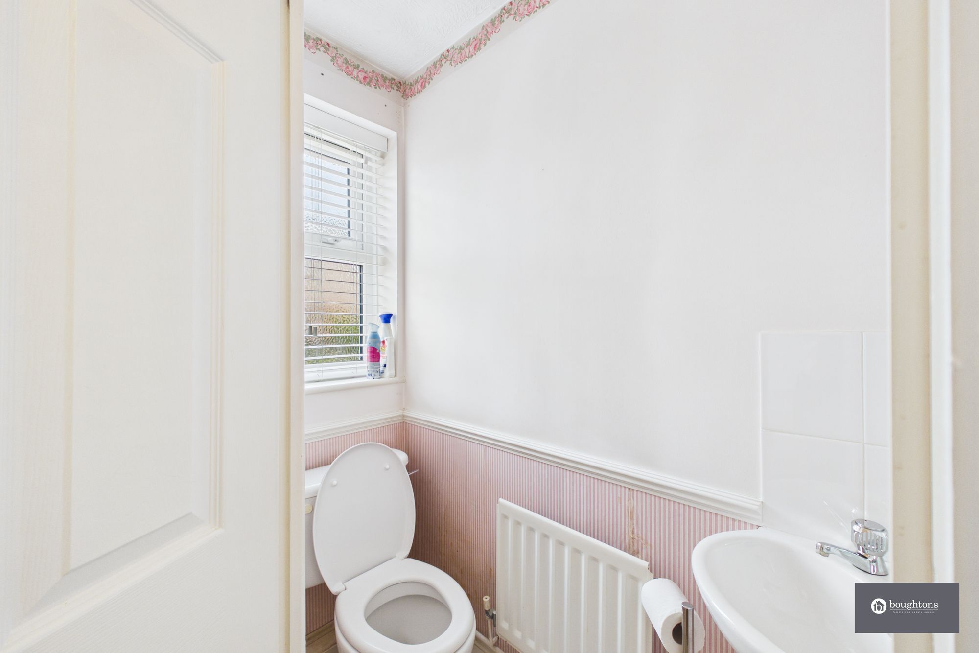 3 bed detached house for sale in Balliol Road, Brackley, NN13  - Property Image 12