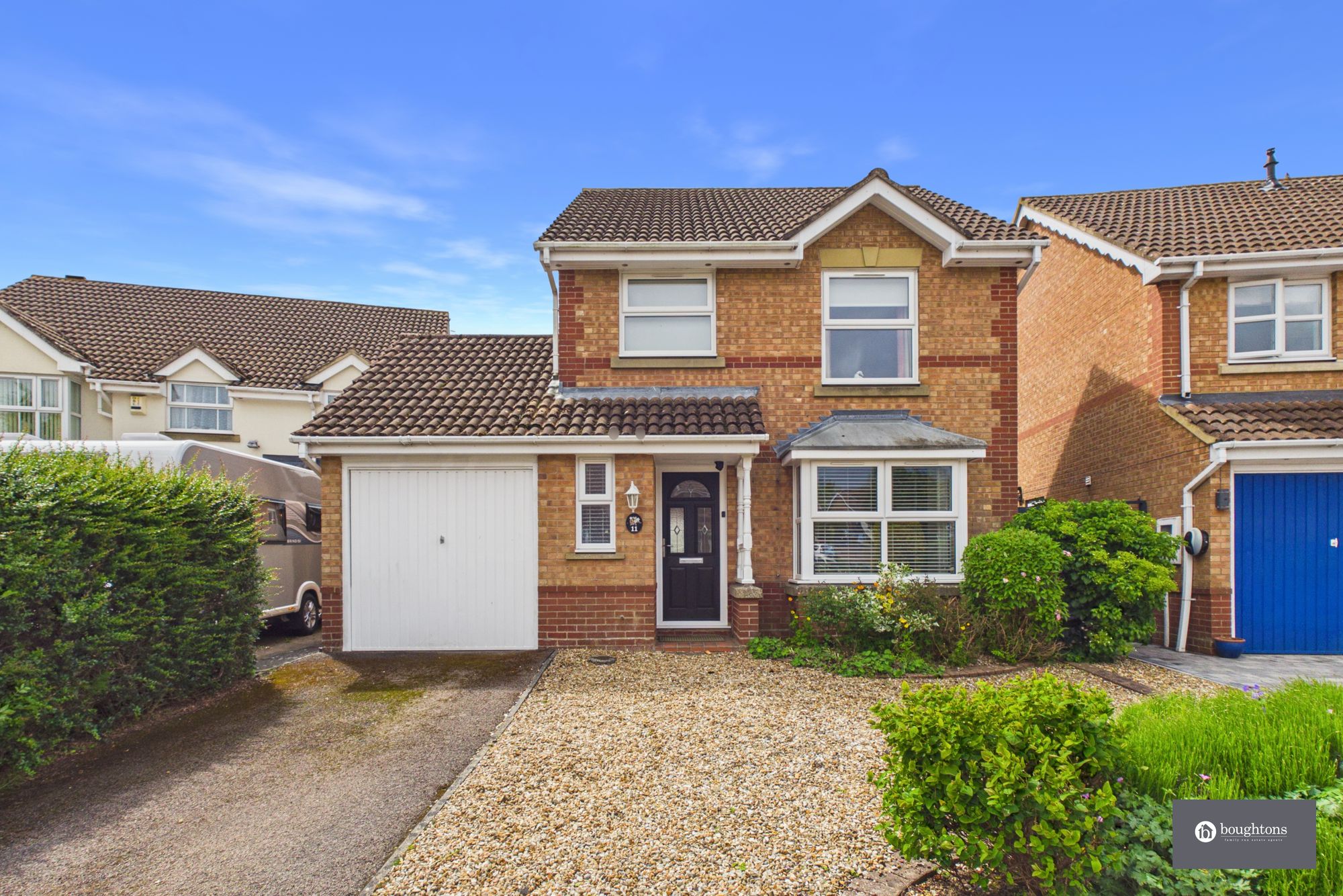 3 bed detached house for sale in Balliol Road, Brackley, NN13  - Property Image 1