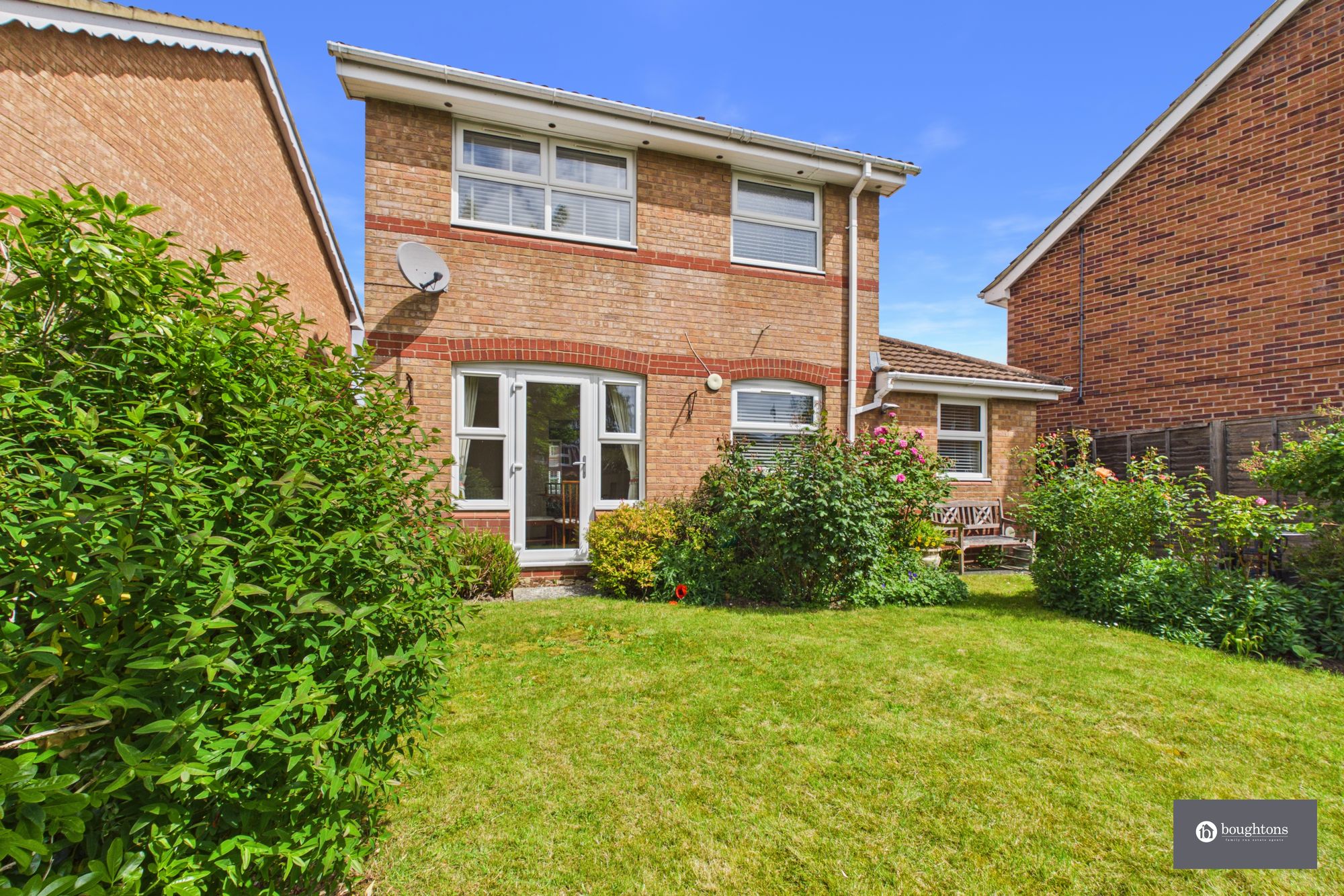 3 bed detached house for sale in Balliol Road, Brackley, NN13  - Property Image 4