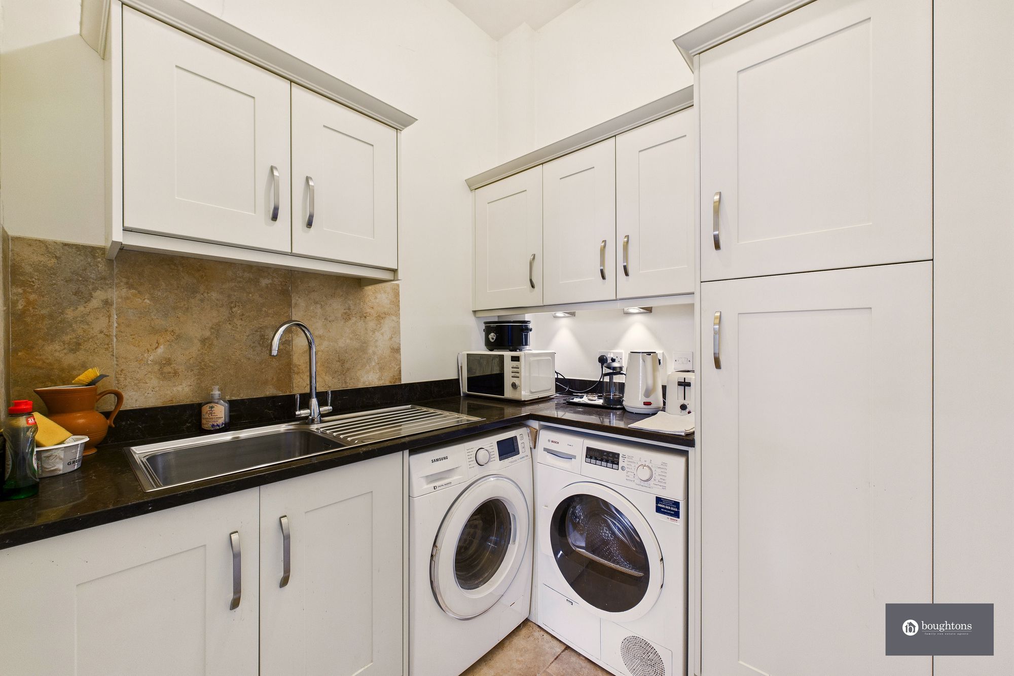 5 bed terraced house for sale in Brackley Lodge Mews, Brackley, NN13  - Property Image 9