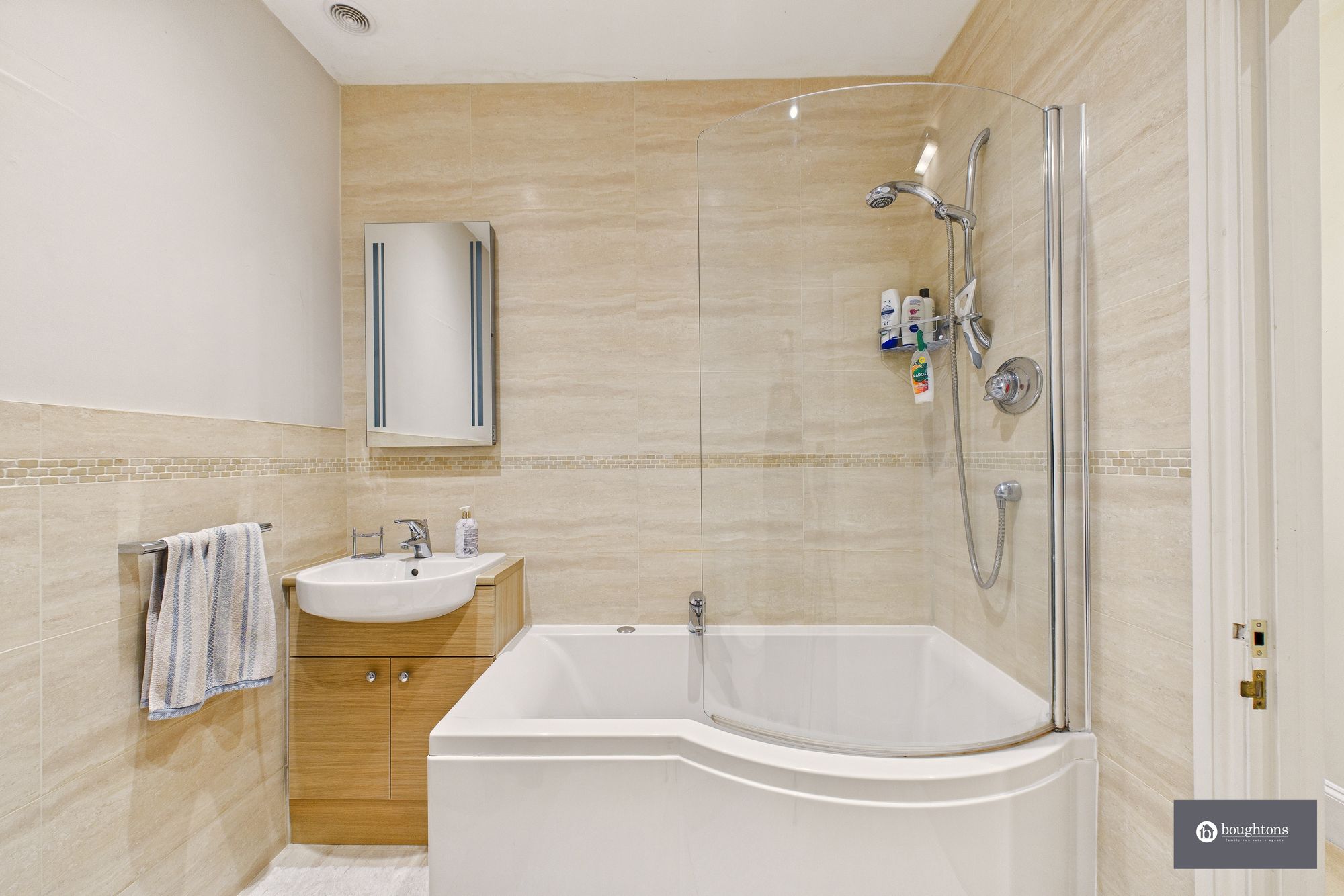 5 bed terraced house for sale in Brackley Lodge Mews, Brackley, NN13  - Property Image 25