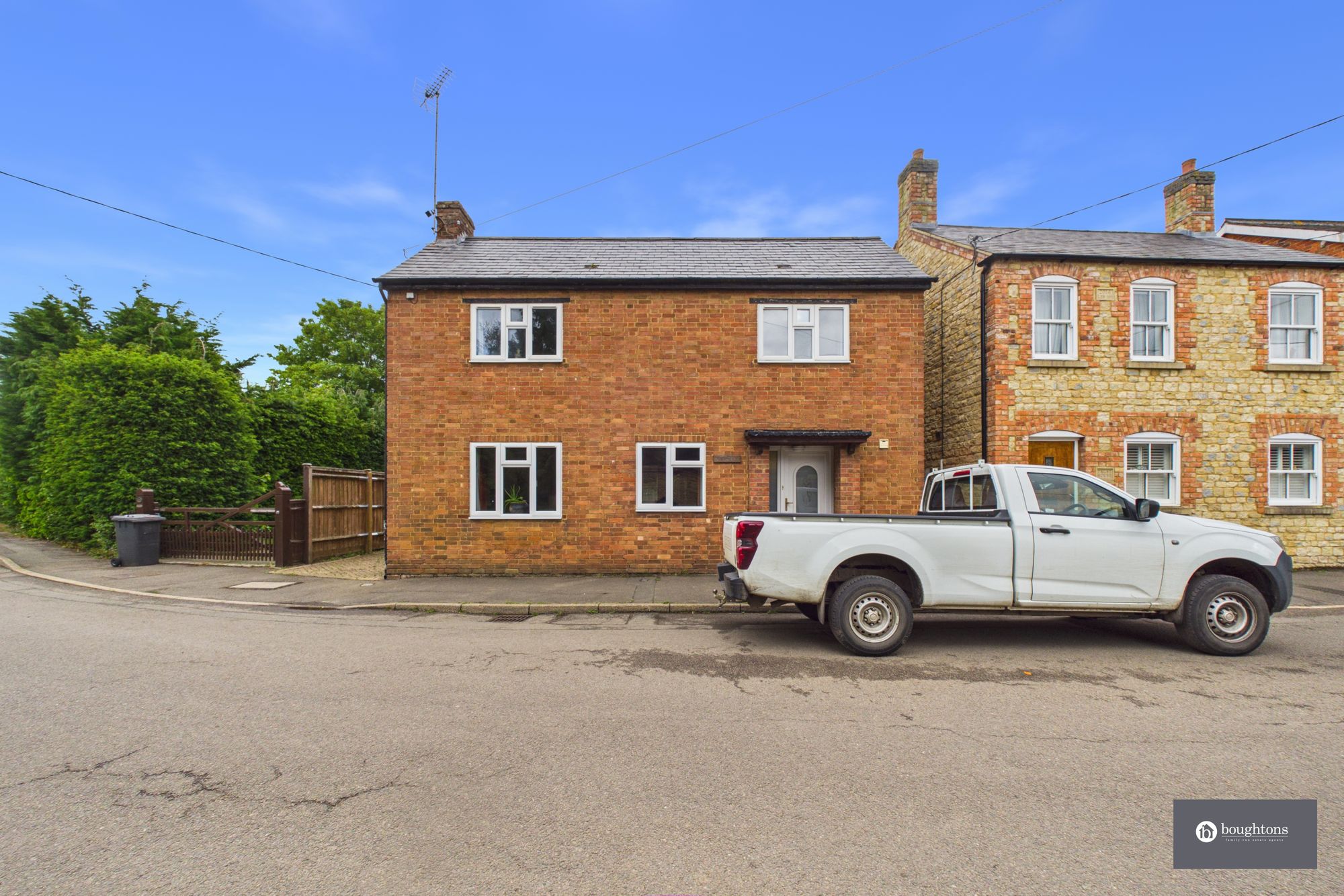 3 bed detached house for sale in Broad Street, Syresham, NN13  - Property Image 21