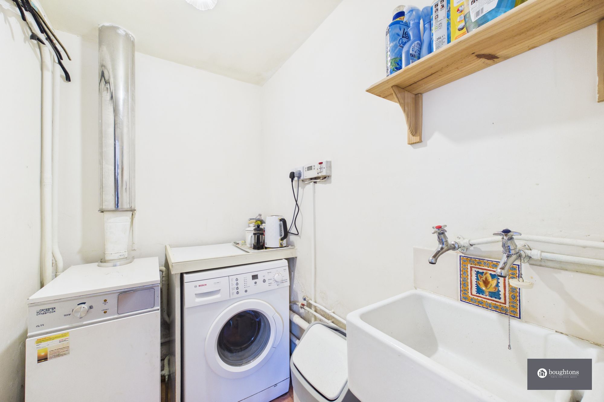 3 bed detached house for sale in Broad Street, Syresham, NN13  - Property Image 8