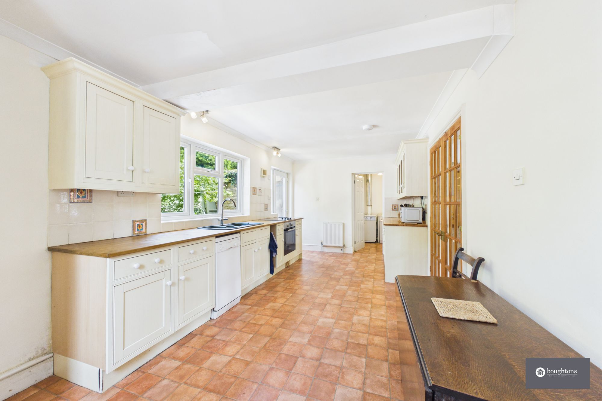 3 bed detached house for sale in Broad Street, Syresham, NN13  - Property Image 6