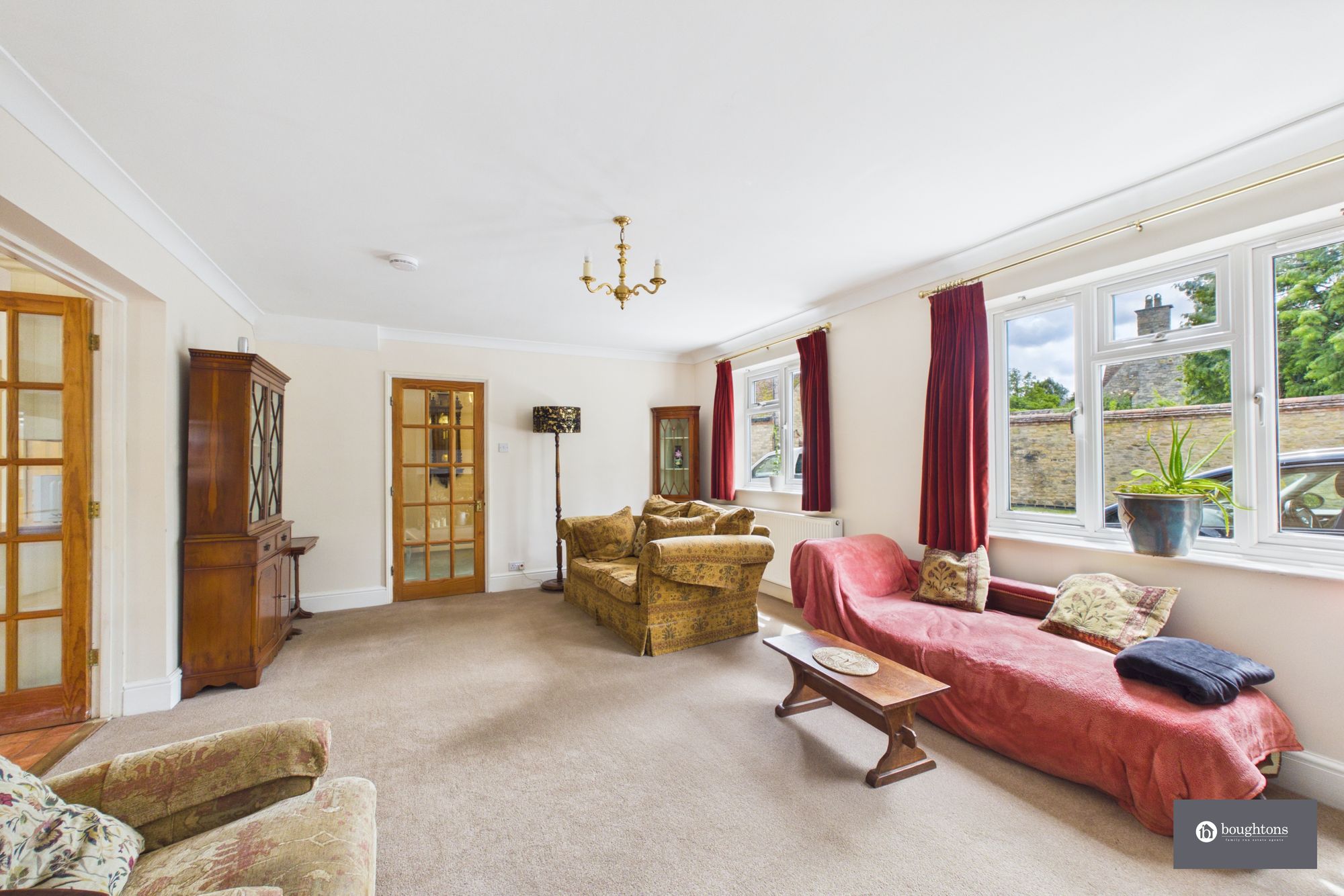 3 bed detached house for sale in Broad Street, Syresham, NN13  - Property Image 5