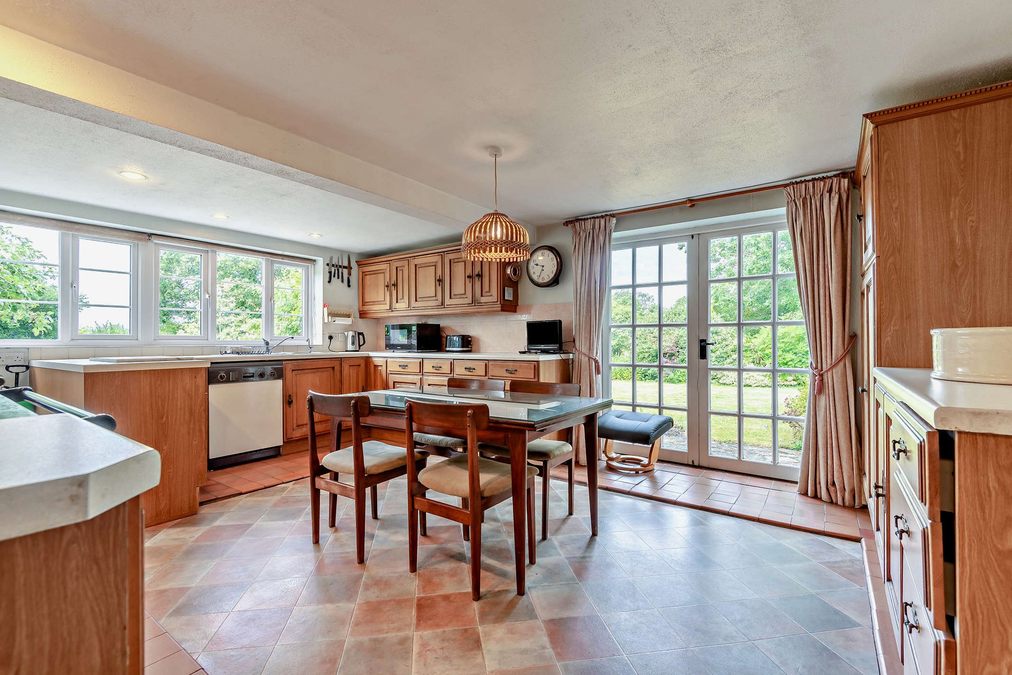 4 bed detached house for sale in Ladywood, Droitwich, WR9  - Property Image 4