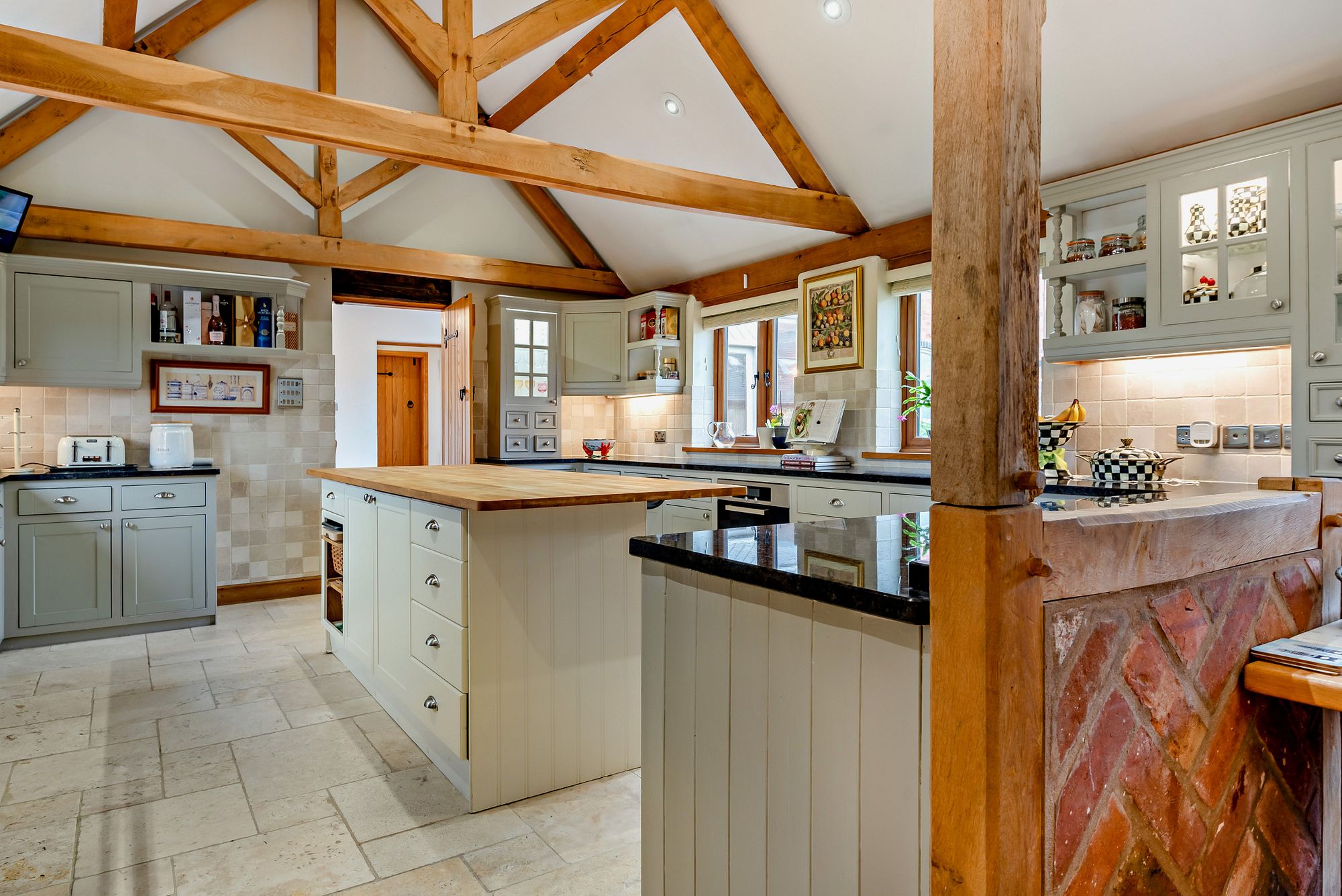 4 bed house for sale in 1 Laights Barn, Worcester Road, DY10  - Property Image 13