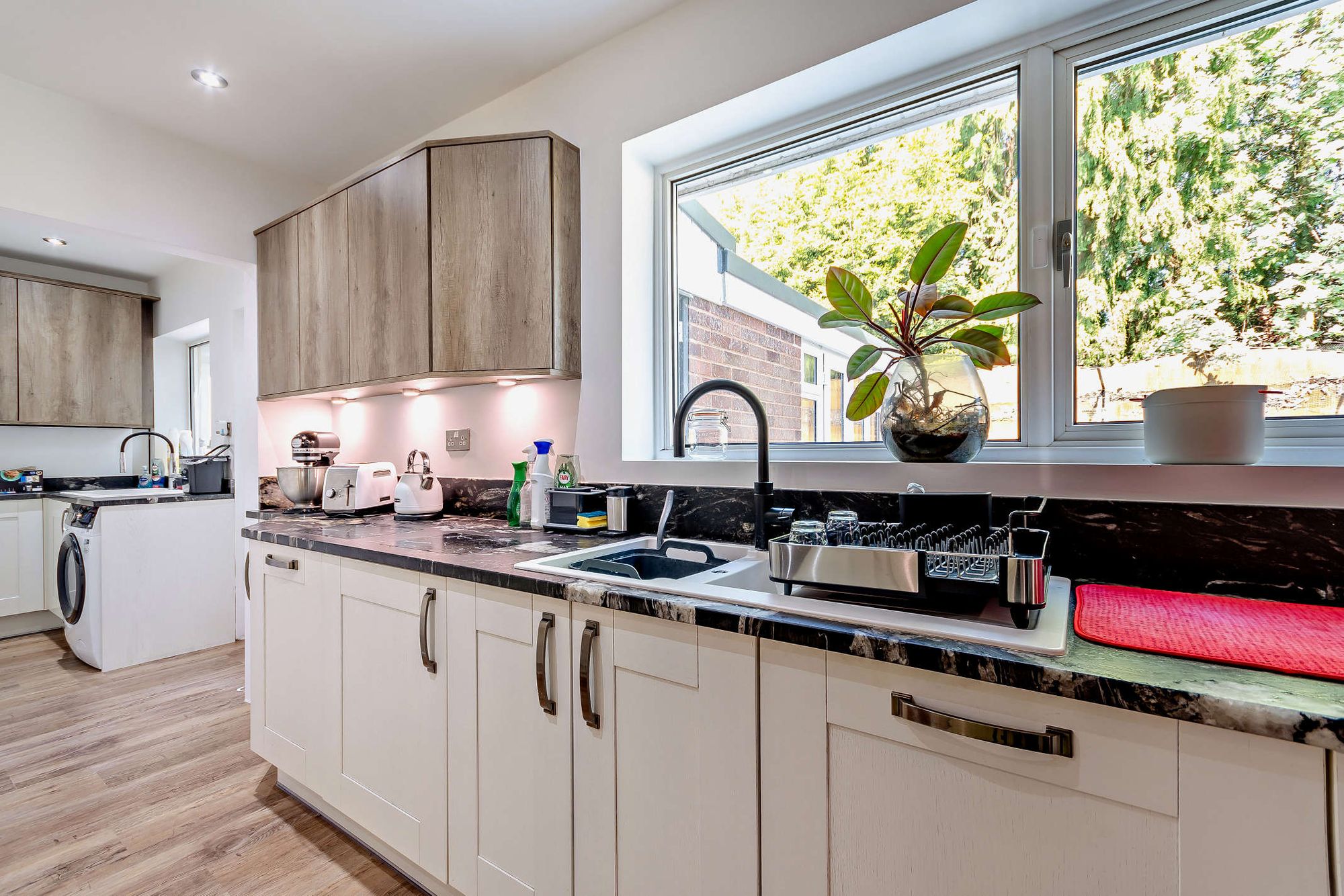 4 bed for sale in Osmaston Road, Stourbridge, DY8 8
