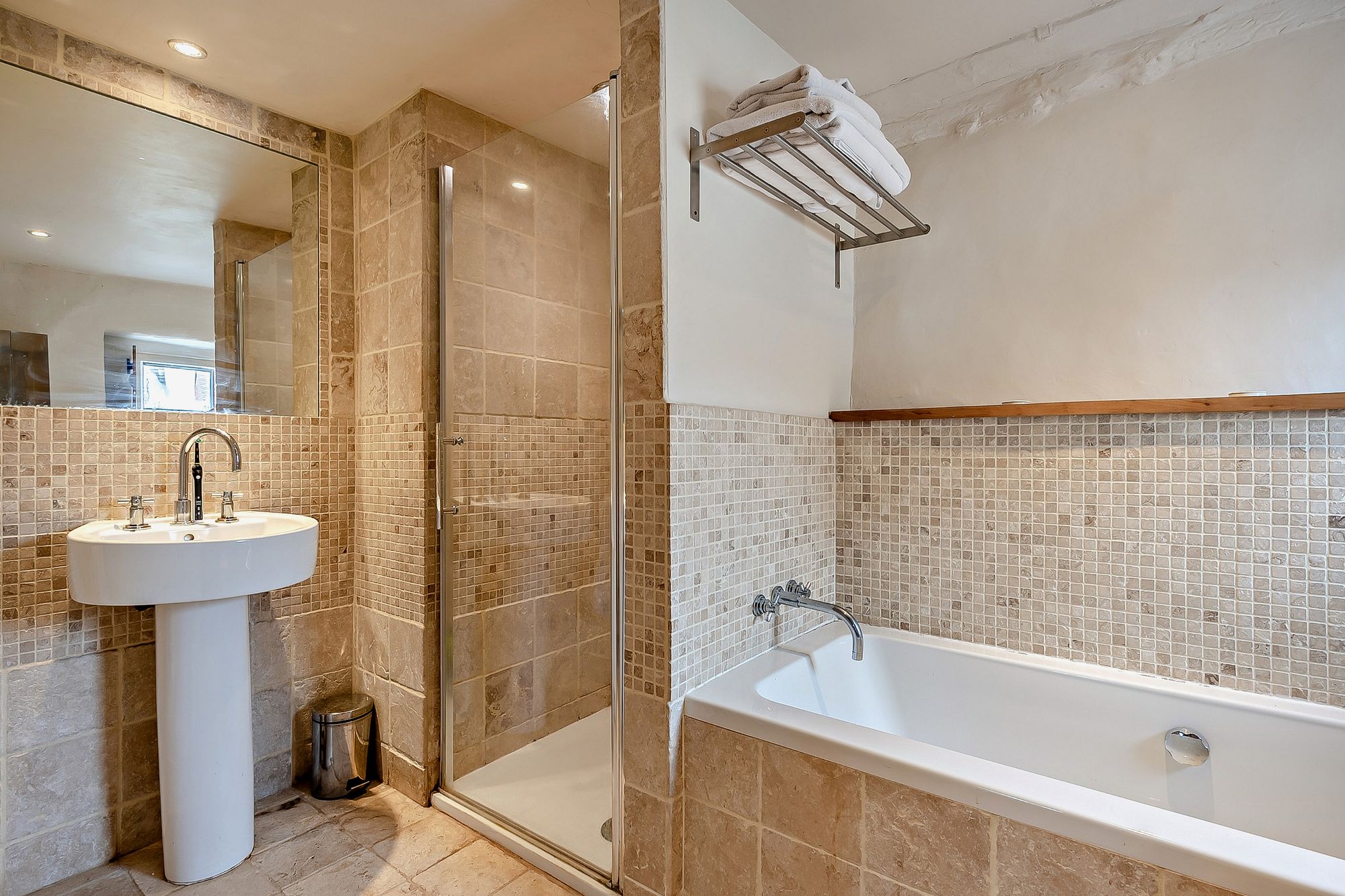 5 bed semi-detached house for sale in Village Green, Inkberrow, WR7  - Property Image 17