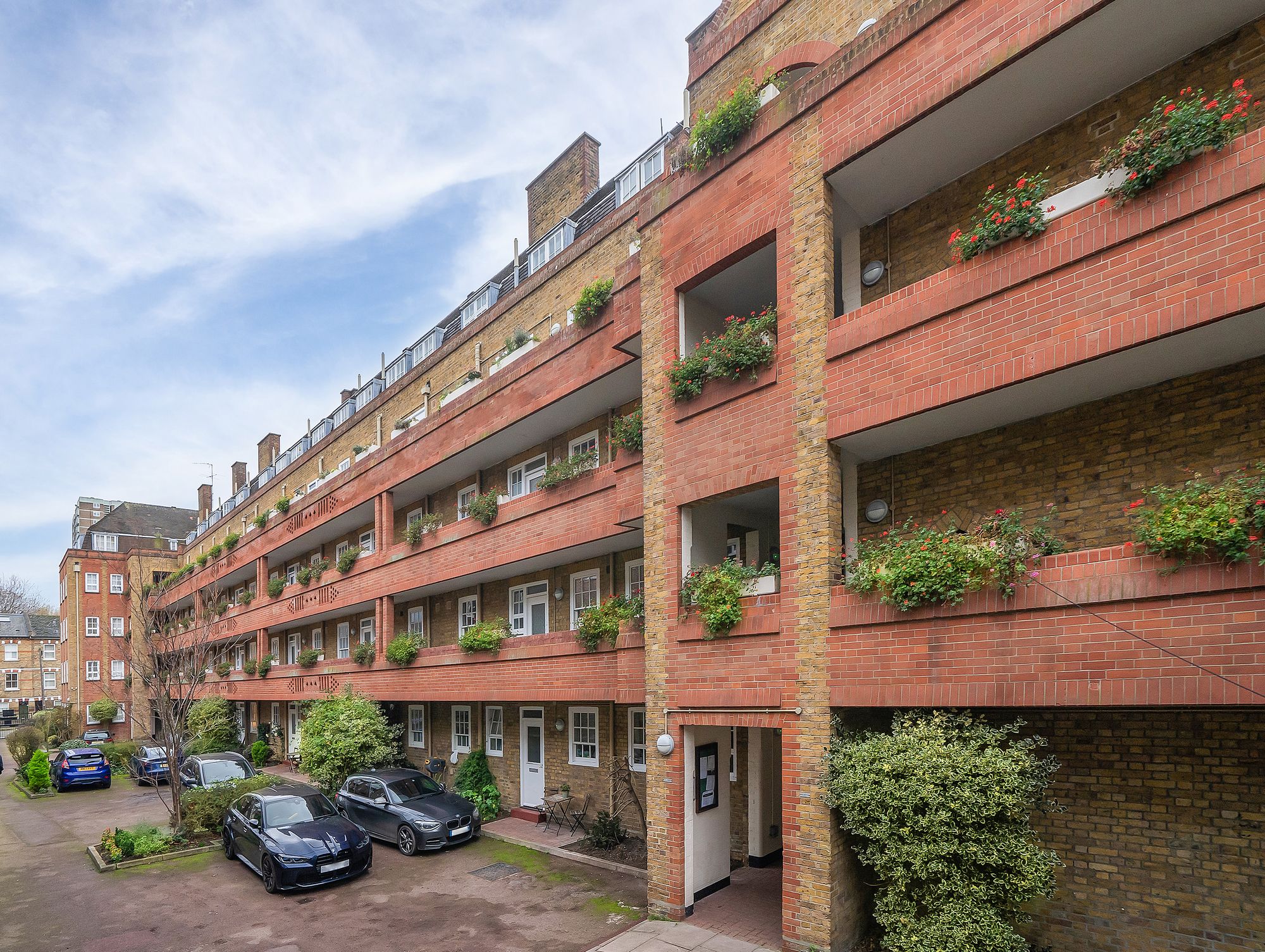 2 bed flat for sale in Vicarage Crescent, Winfield House Vicarage Crescent, SW11  - Property Image 1