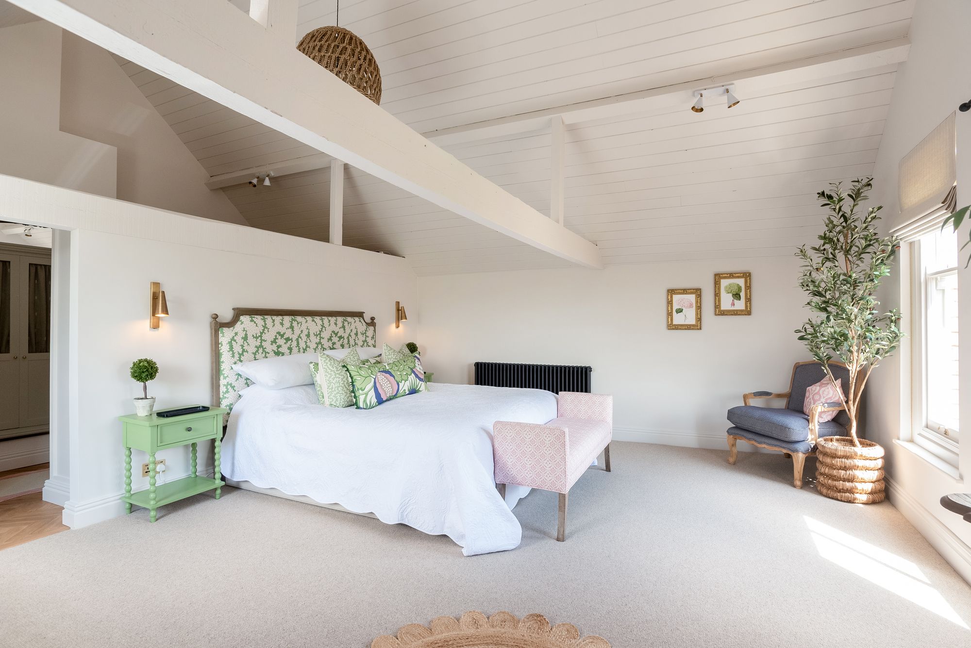 5 bed detached house for sale in Brook Lane, Charlton, WR10 12