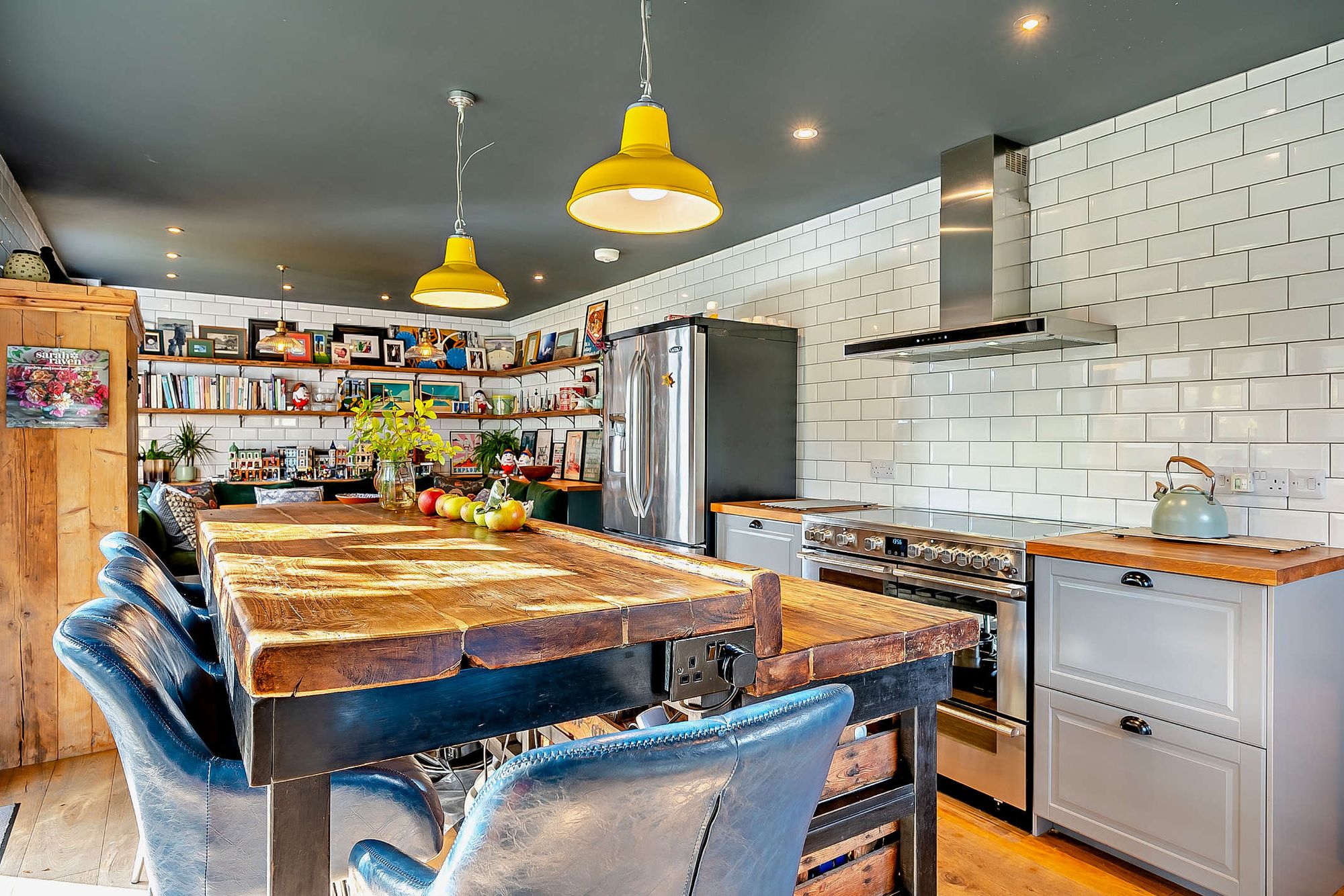 4 bed barn conversion for sale in Queen Street, Halford, CV36 45