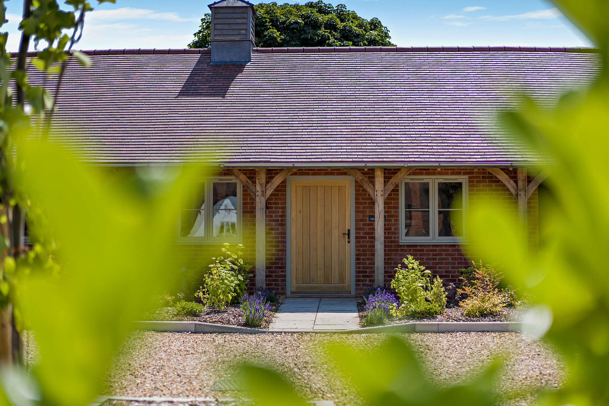 2 bed bungalow for sale in The Village, Chaddesley Corbett, DY10  - Property Image 1