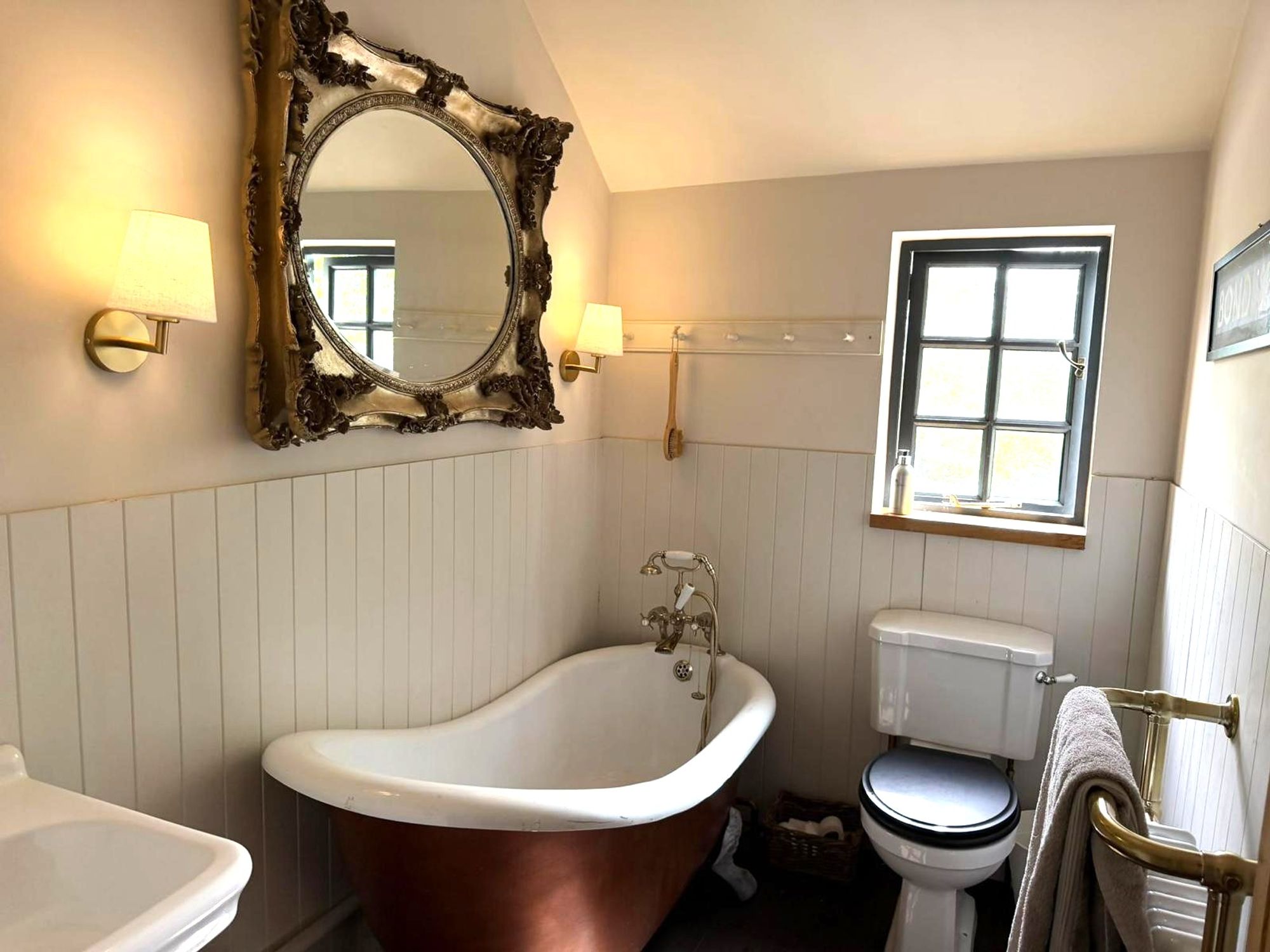 4 bed detached house for sale in Flistridge Road, Upper Minety, SN16  - Property Image 17