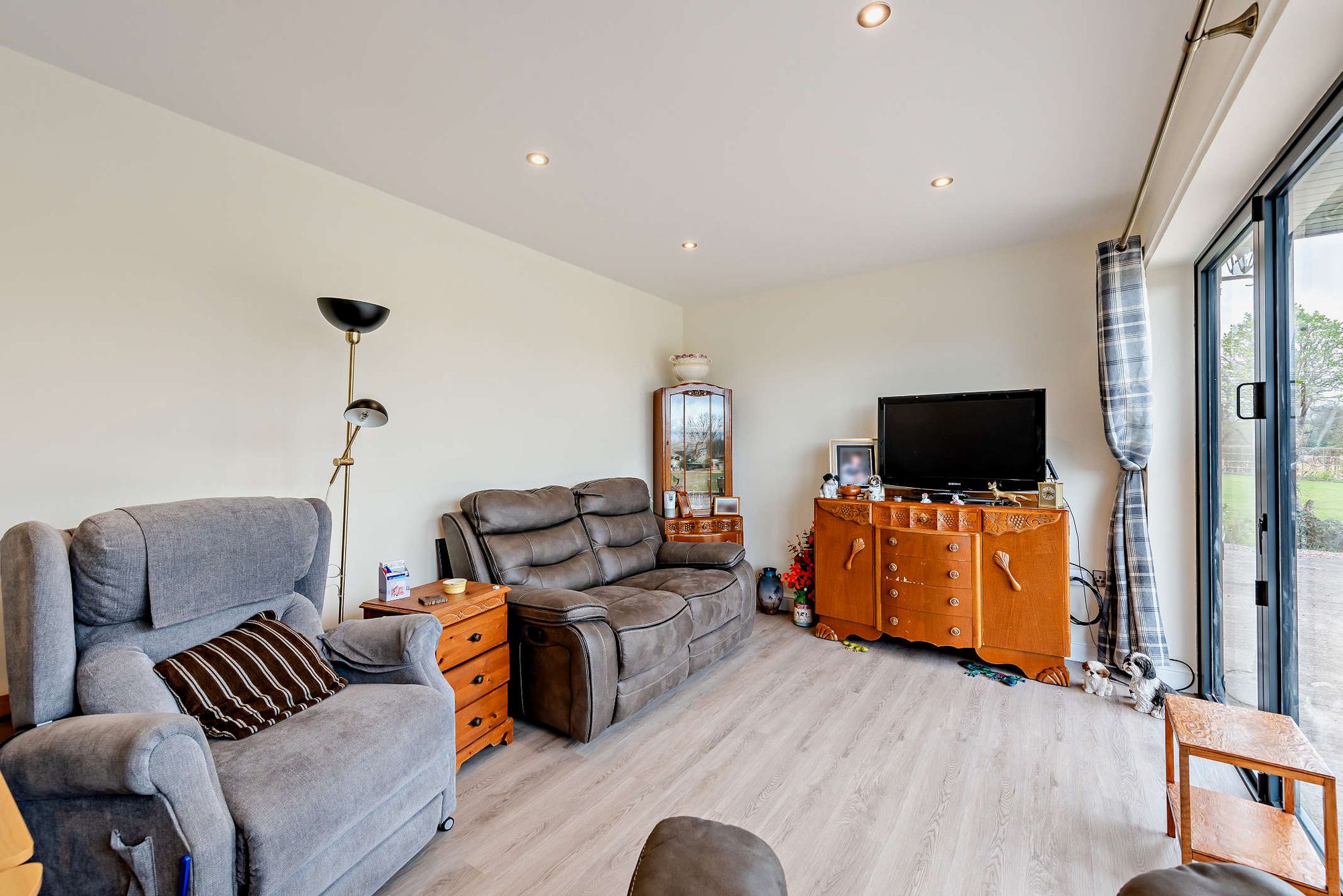 7 bed house for sale in Erbistock, Wrexham, LL13  - Property Image 22