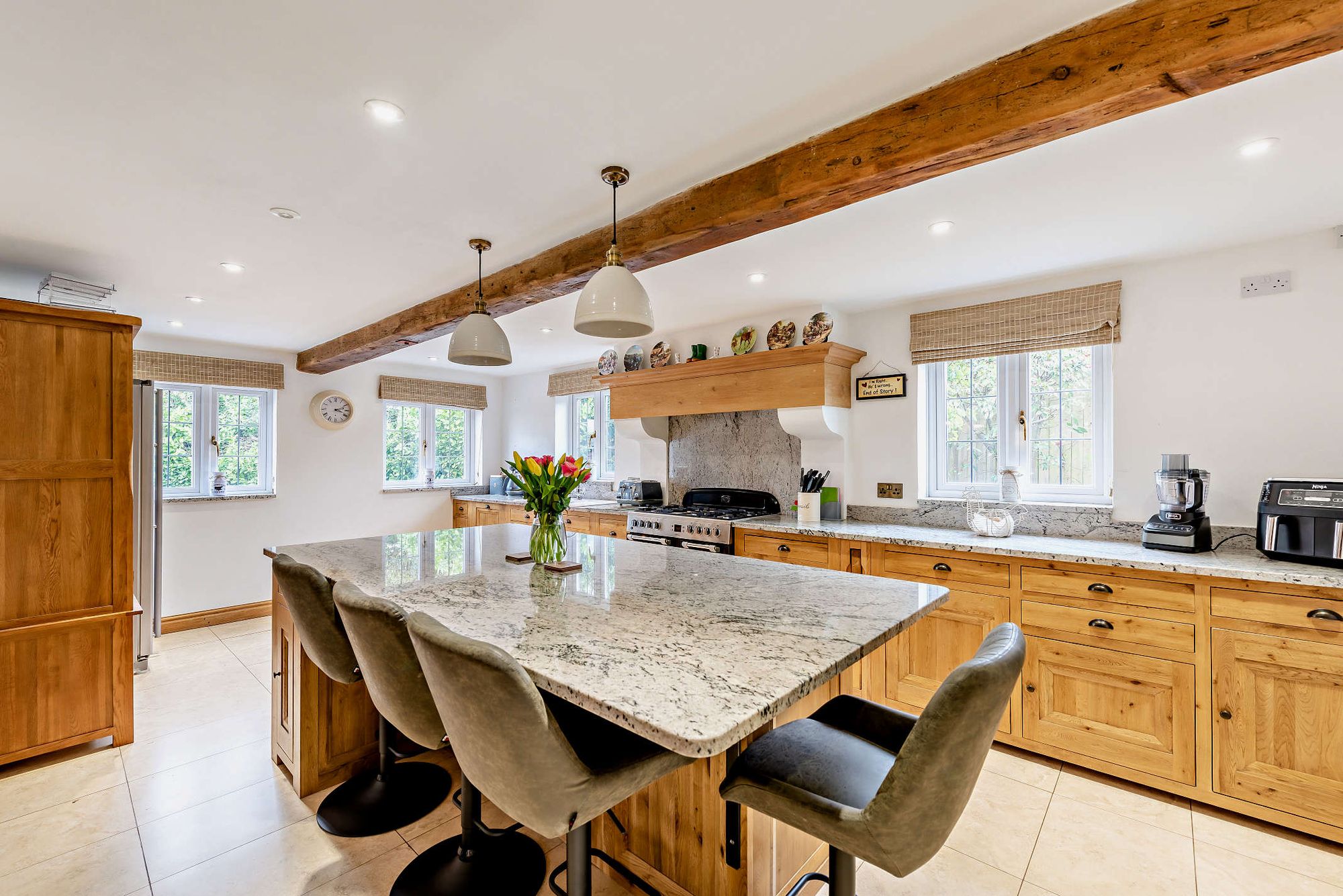 7 bed house for sale in Erbistock, Wrexham, LL13  - Property Image 2