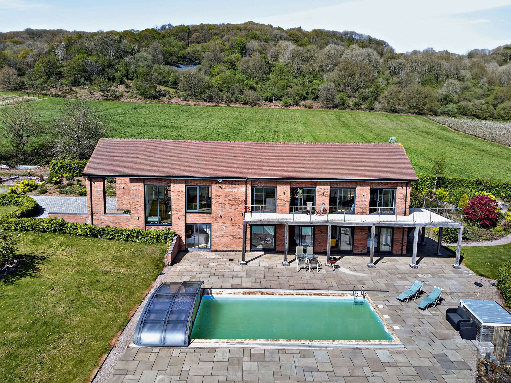 4 bed detached house for sale in Stourport Road, Great Witley, WR6 - Property Image 1