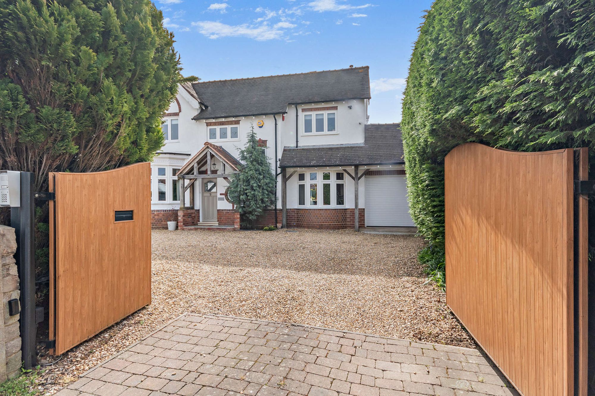 4 bed detached house for sale in Hagley Road, Halesowen, B63 31