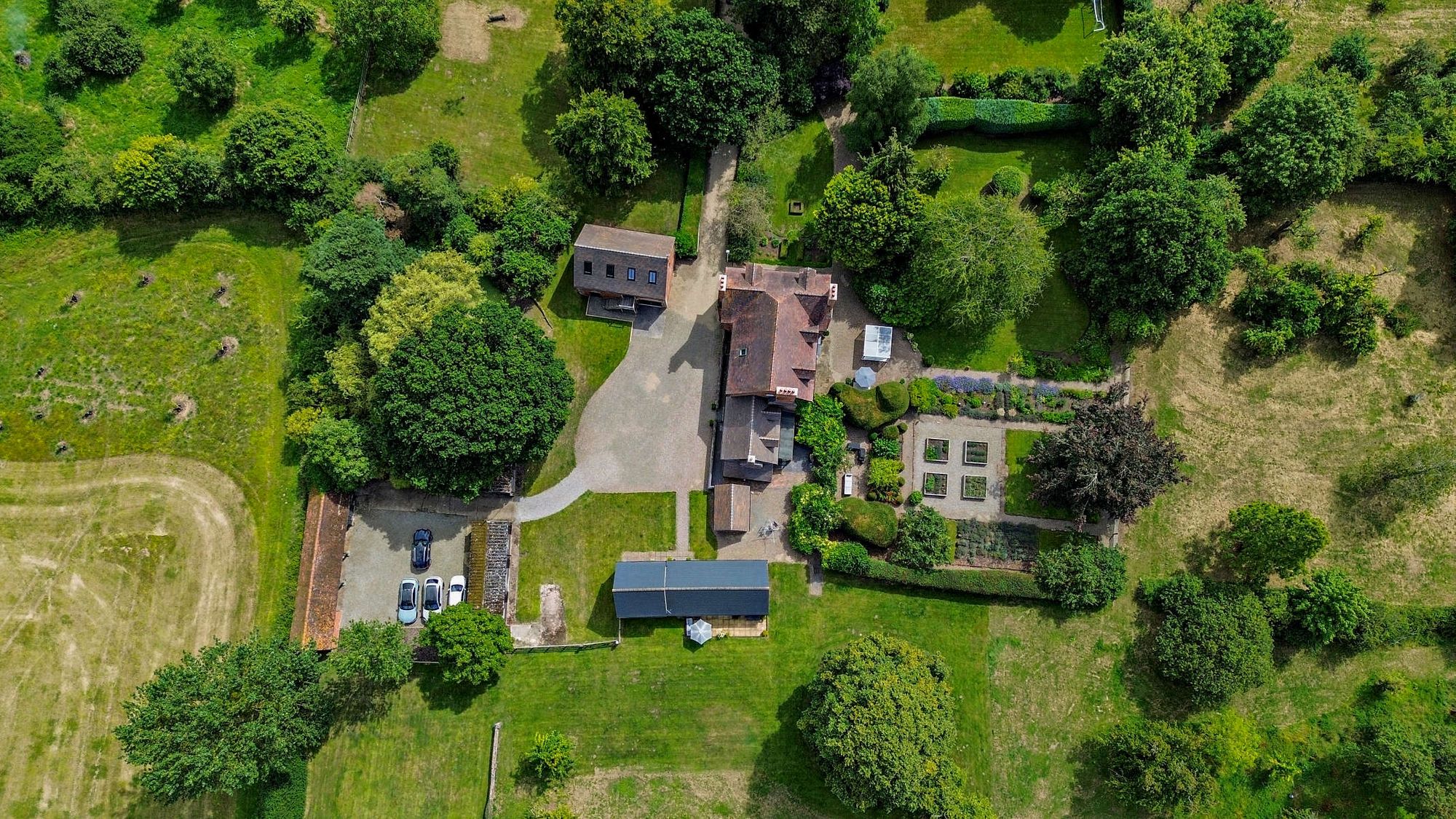 6 bed detached house for sale in Cutnall Green, Droitwich, WR9  - Property Image 24