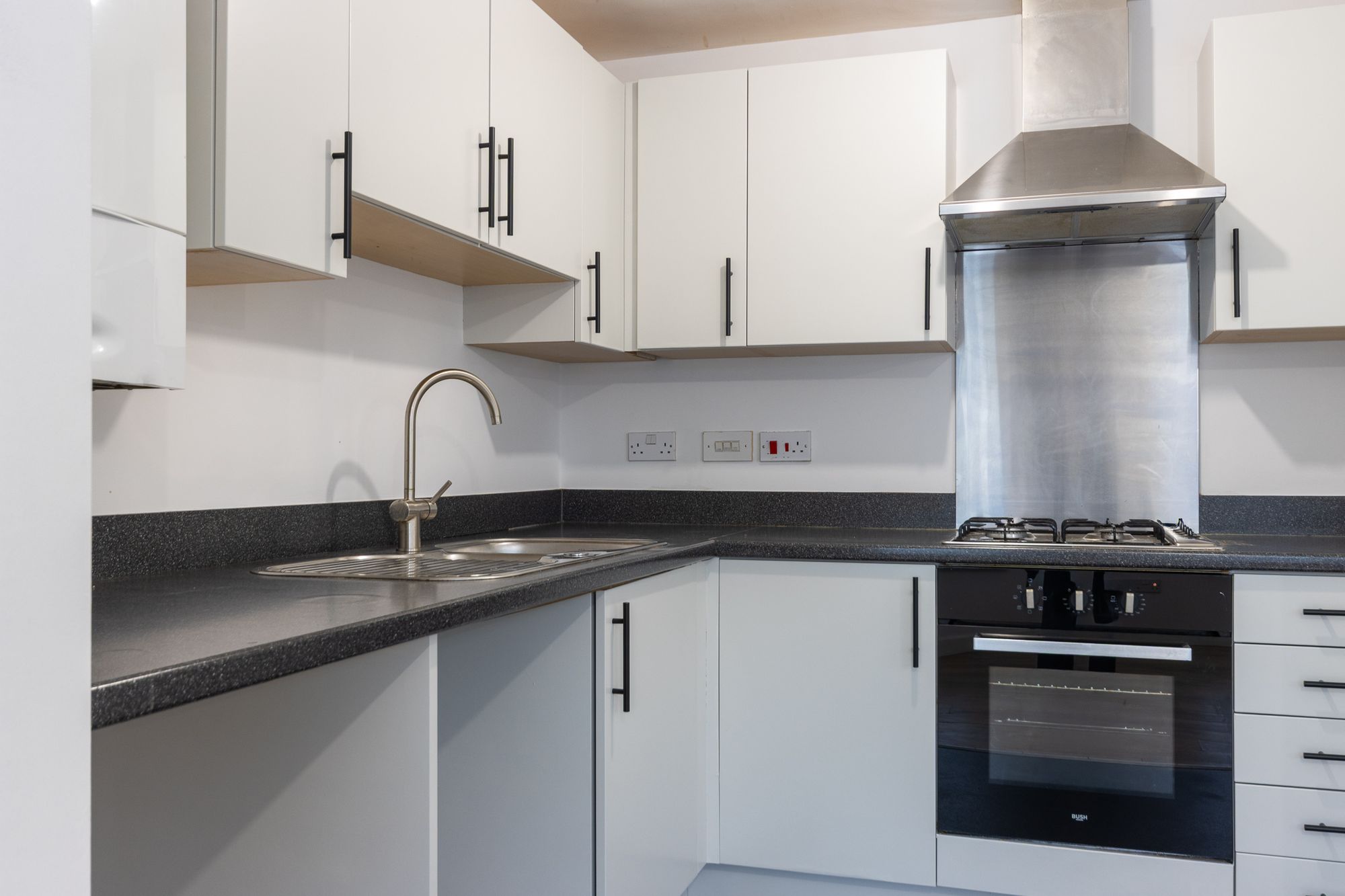 2 bed apartment for sale in Brandwood Crescent, Birmingham, B30  - Property Image 3