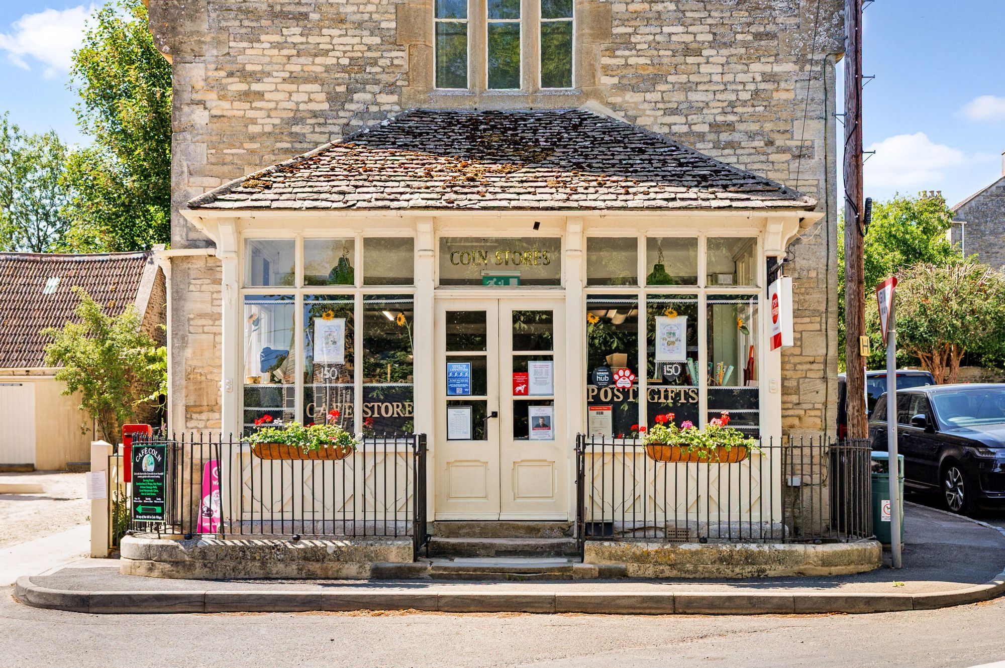 6 bed detached house for sale in Main Street, Coln St. Aldwyns, GL7  - Property Image 21