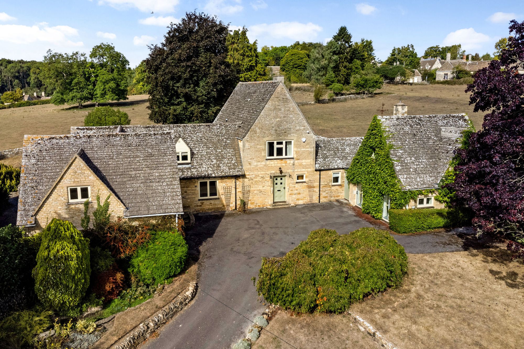 6 bed detached house for sale in Main Street, Coln St. Aldwyns, GL7  - Property Image 2